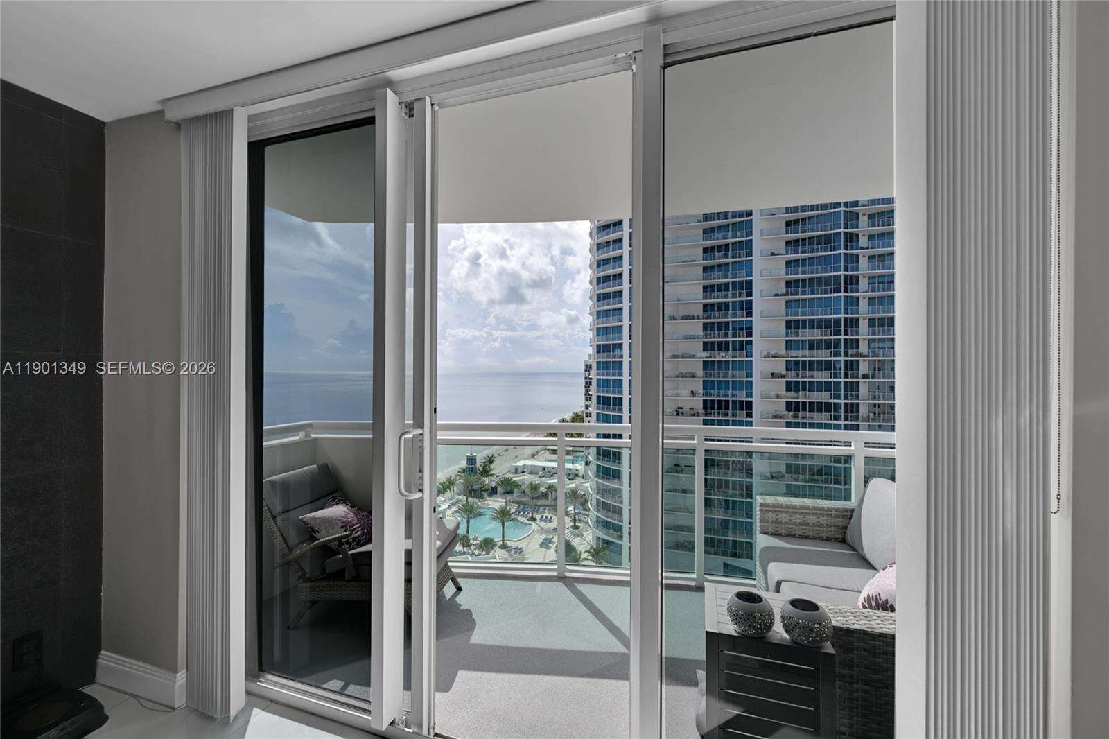 The Residences at 3001 Ocean Dr, Hollywood, FL 33019 - For Sale photo 22