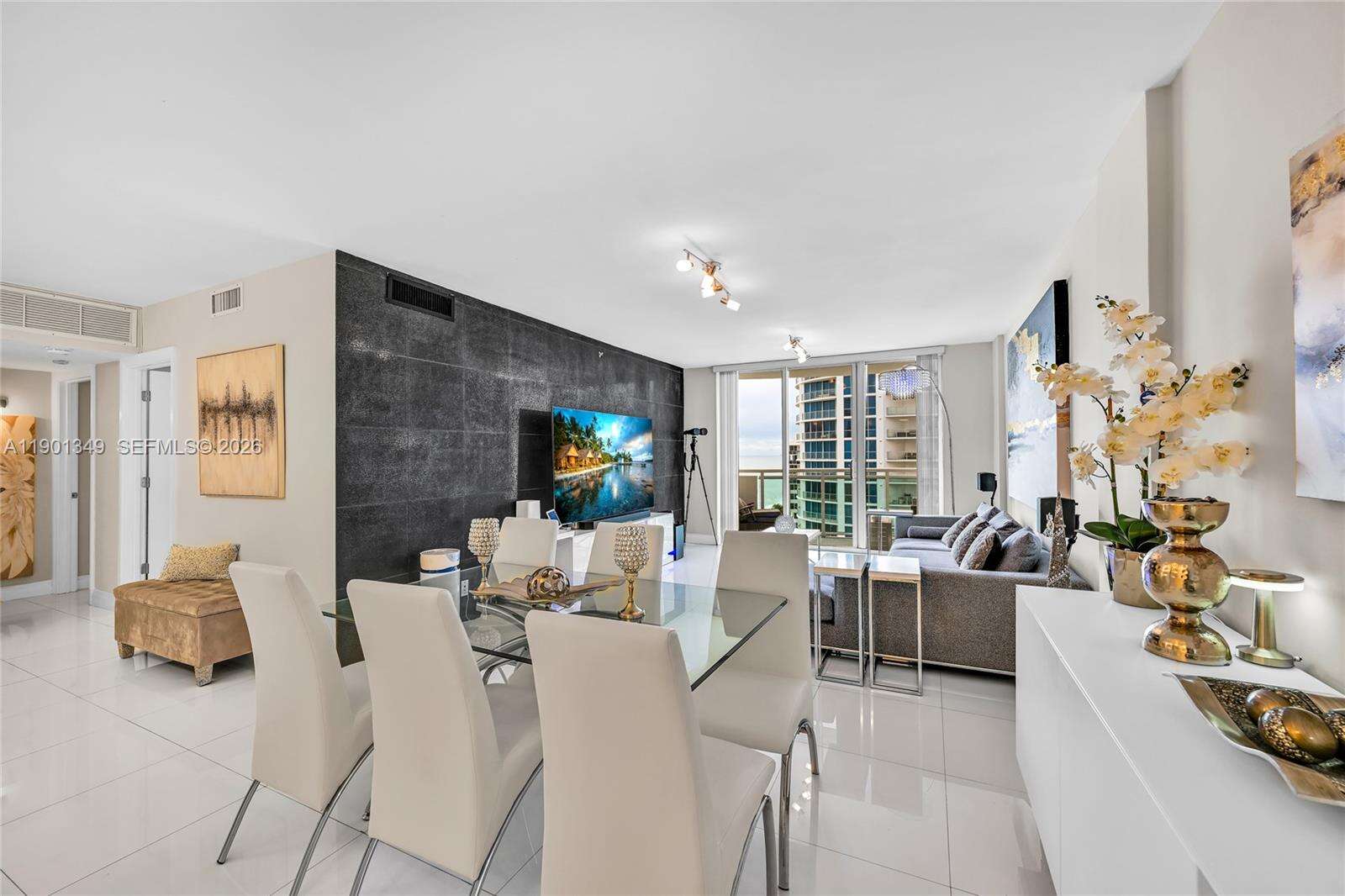 The Residences at 3001 Ocean Dr, Hollywood, FL 33019 - For Sale photo 6