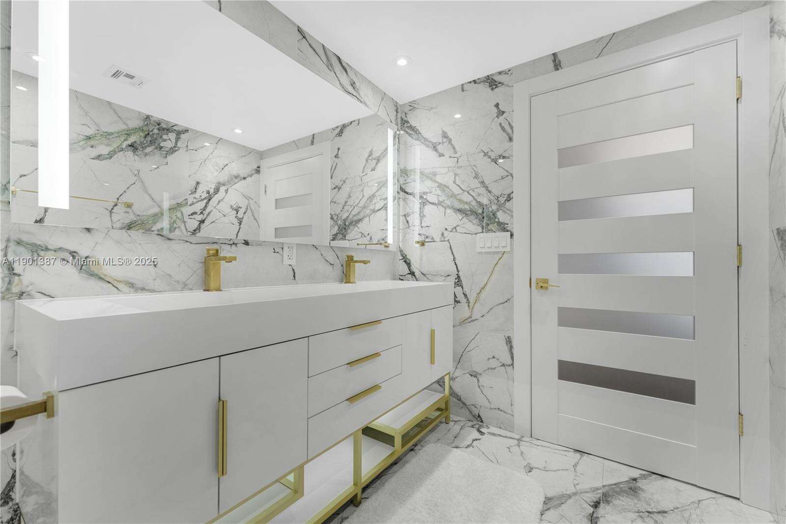 ICON BRICKELL NO TWO - 495 Brickell Ave, Miami, FL 33131 | Picture 17