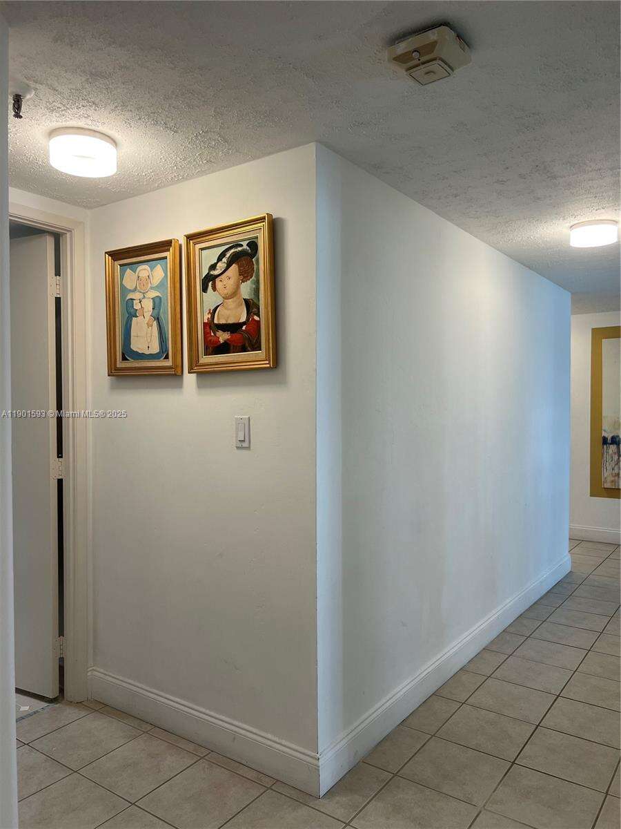 Brickell Key 1 at 520 Brickell Key Dr, Miami, FL 33131 - For Sale photo 11