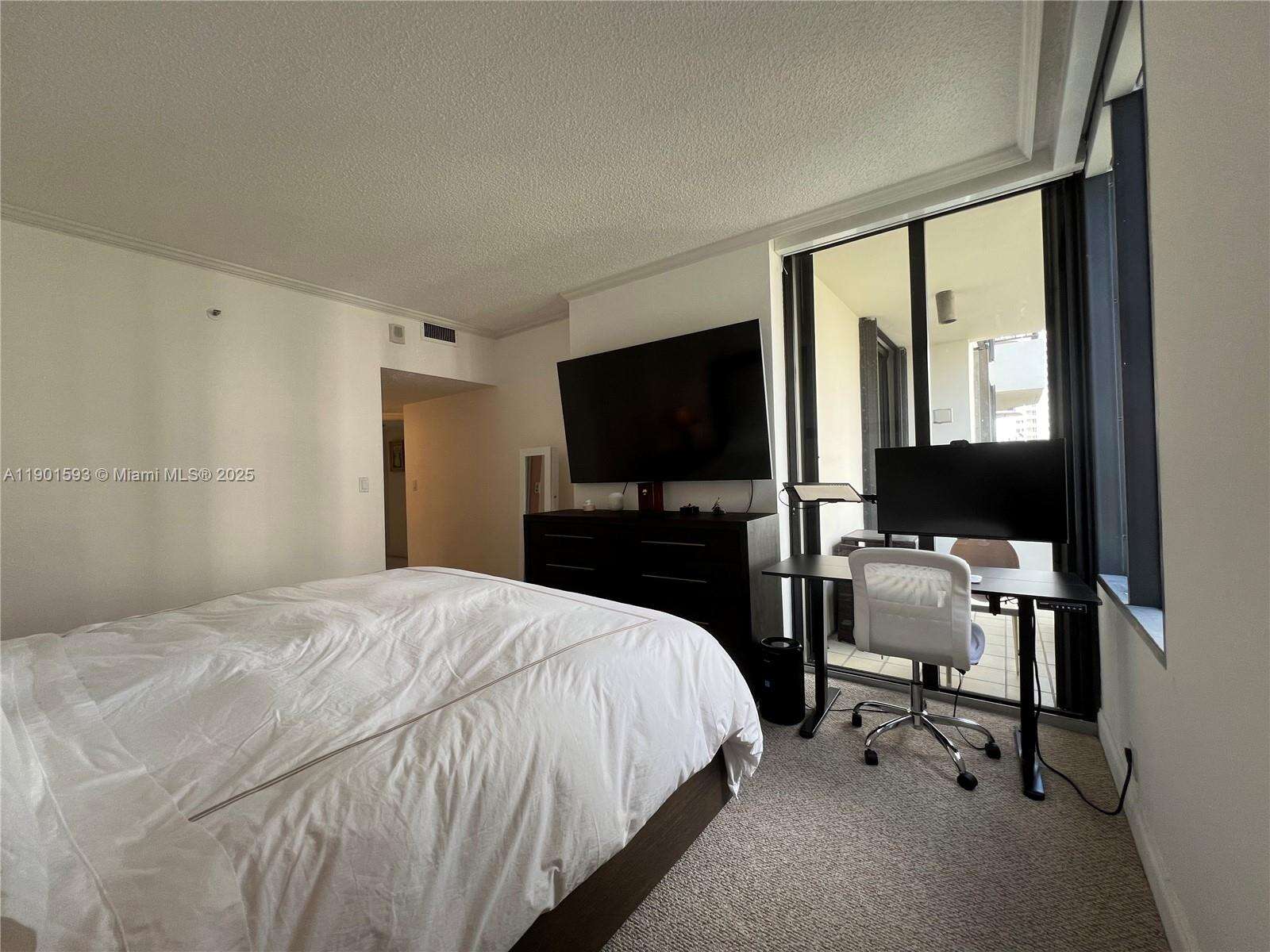 Brickell Key 1 at 520 Brickell Key Dr, Miami, FL 33131 - For Sale photo 18