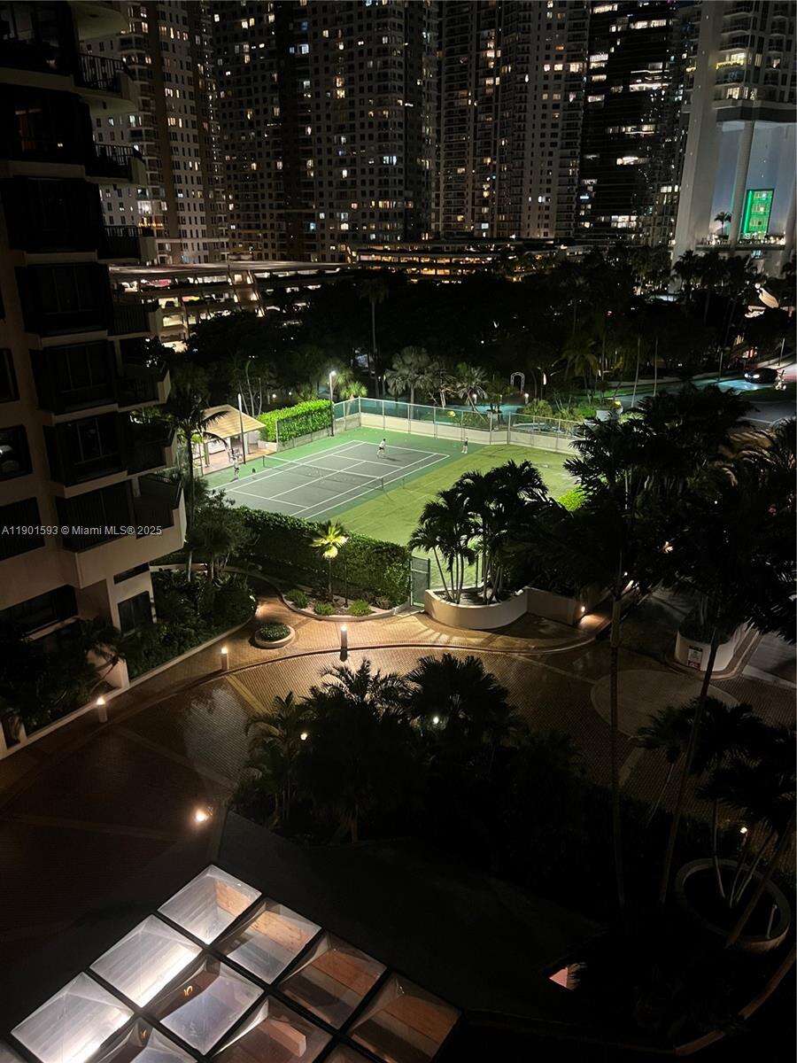 Brickell Key 1 at 520 Brickell Key Dr, Miami, FL 33131 - For Sale photo 45