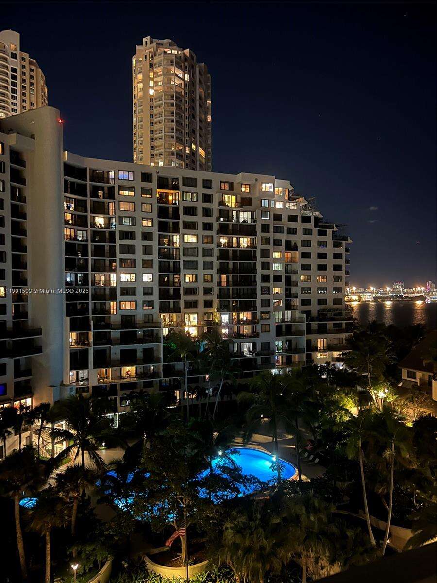 Brickell Key 1 at 520 Brickell Key Dr, Miami, FL 33131 - For Sale photo 47