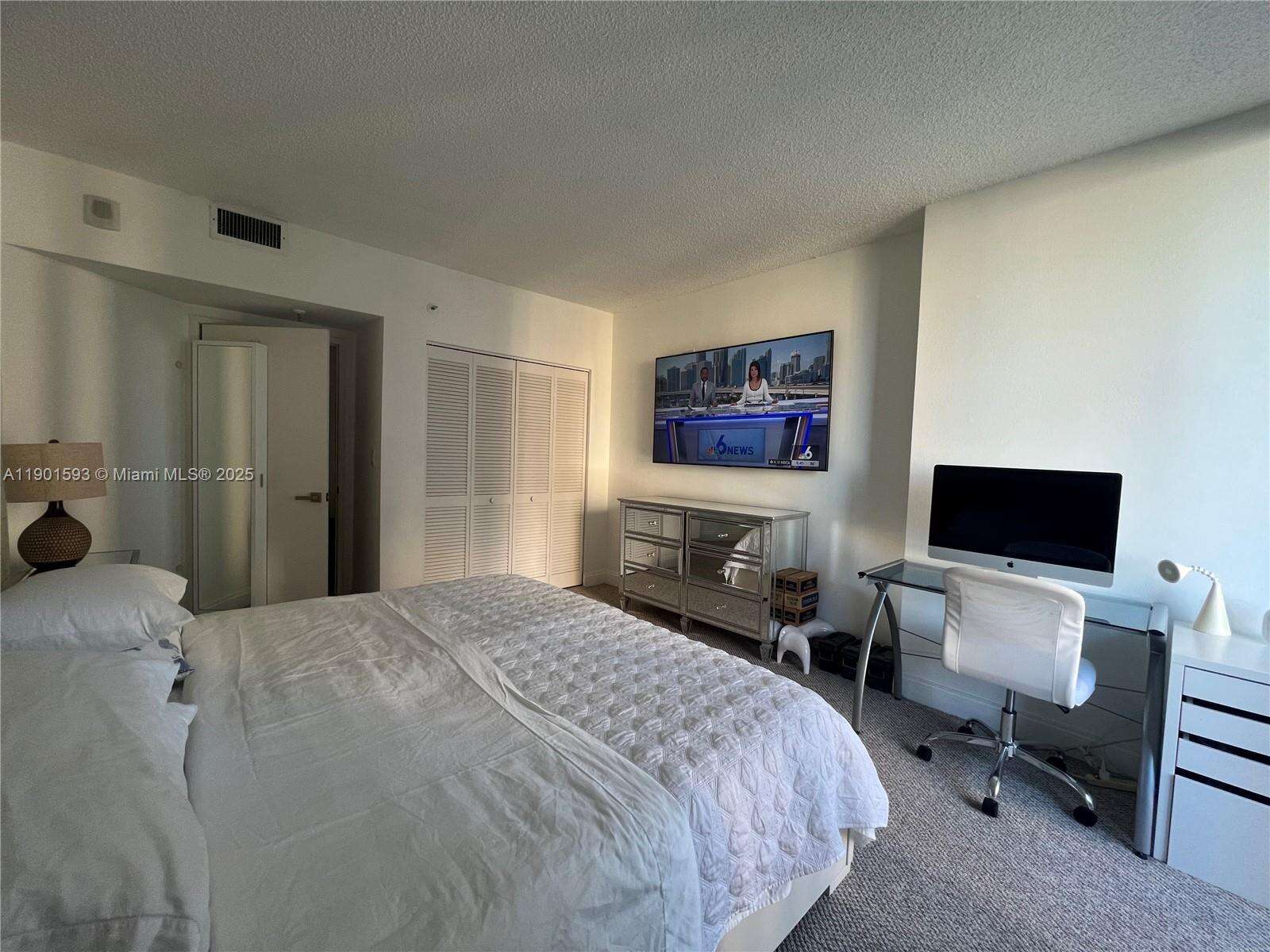 Brickell Key 1 at 520 Brickell Key Dr, Miami, FL 33131 - For Sale photo 8