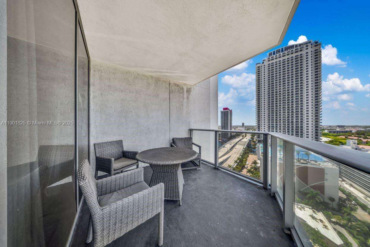Hyde Resort at 4111 Ocean Dr, Hollywood, FL 33019 - For Sale photo 24