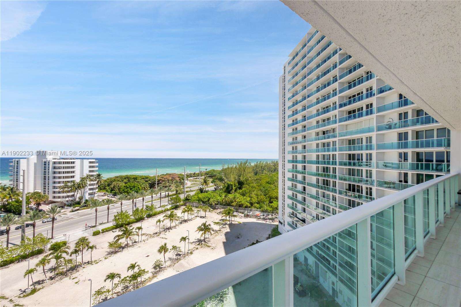 Arlen House at 100 Bayview Dr, Sunny Isles Beach, FL 33160 - For Sale photo 35