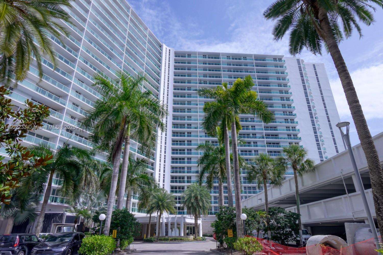 Arlen House at 100 Bayview Dr, Sunny Isles Beach, FL 33160 - For Sale photo 52