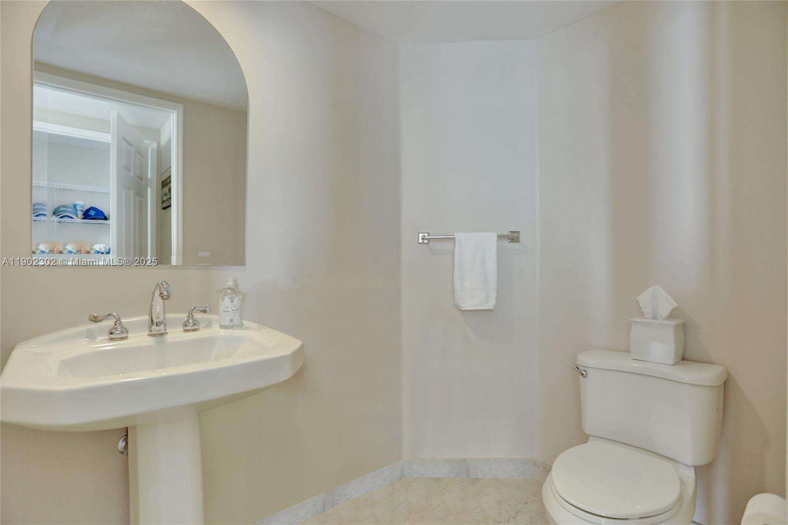Hidden Bay at 3370 Hidden Bay Dr, Aventura, FL 33180 - For Sale photo 39