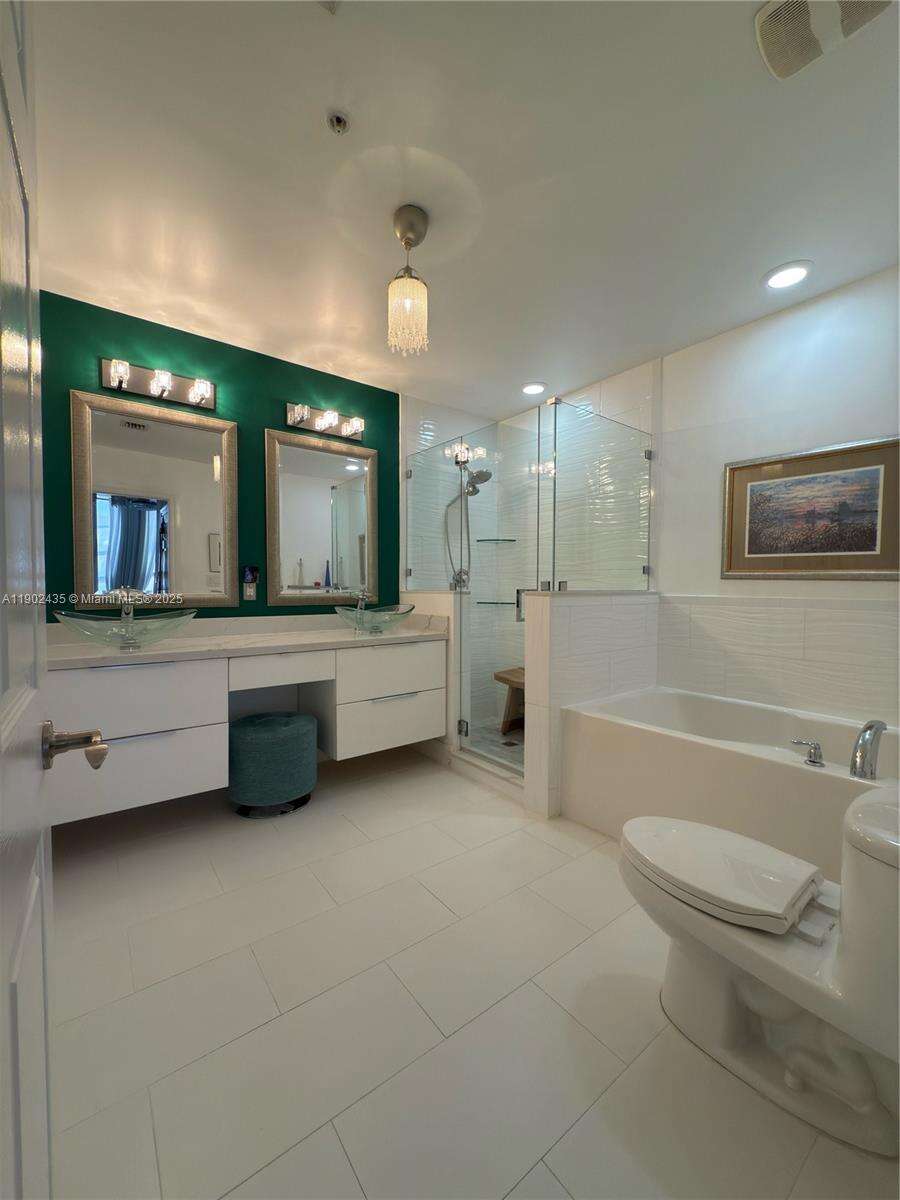 Alaqua at 3001 185 St, Aventura, FL 33180 - For Sale photo 4