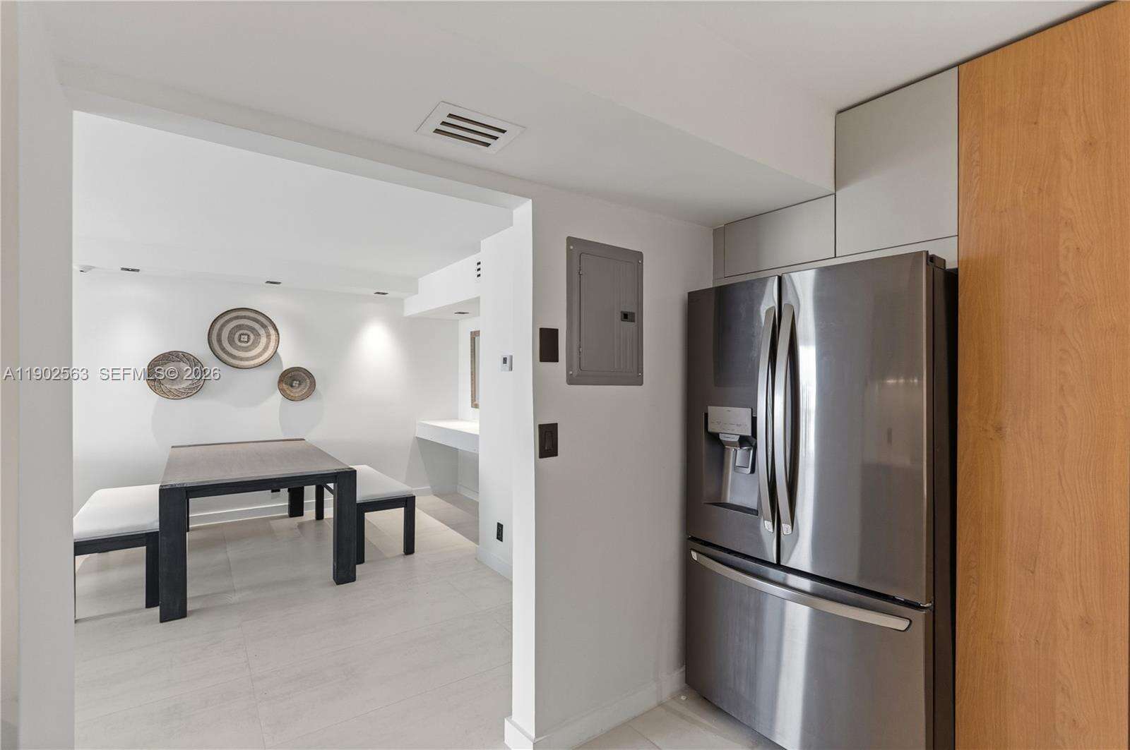Arlen House at 100 Bayview Dr, Sunny Isles Beach, FL 33160 - For Sale photo 13
