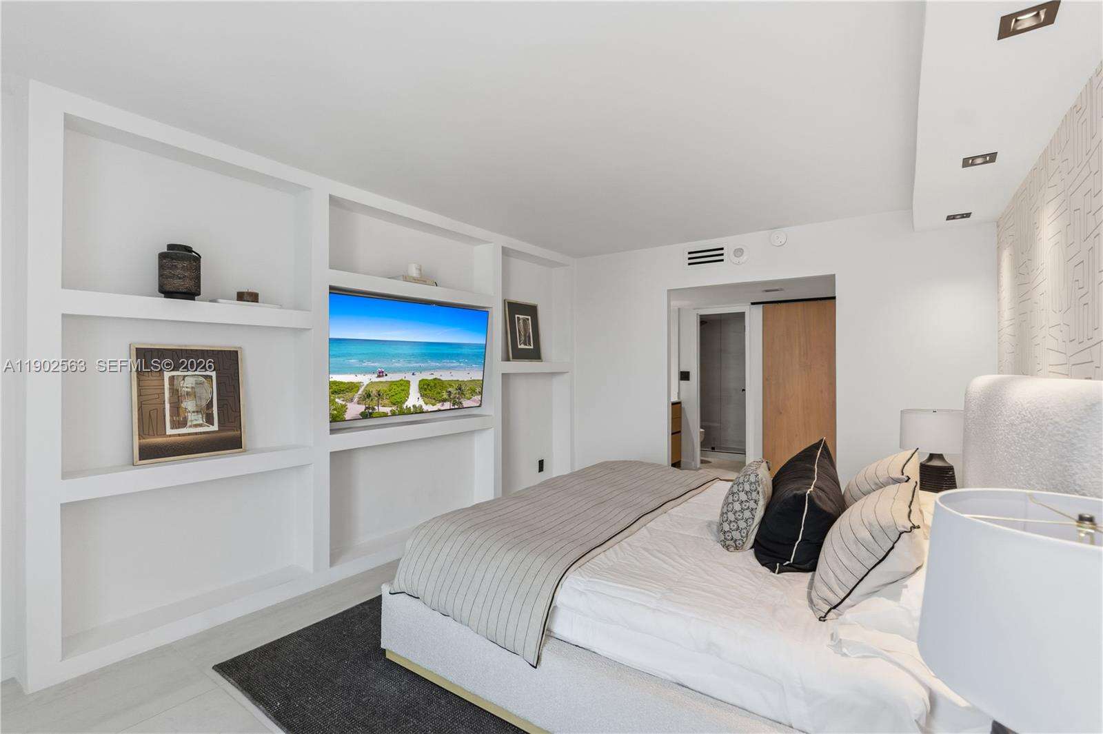 Arlen House at 100 Bayview Dr, Sunny Isles Beach, FL 33160 - For Sale photo 19