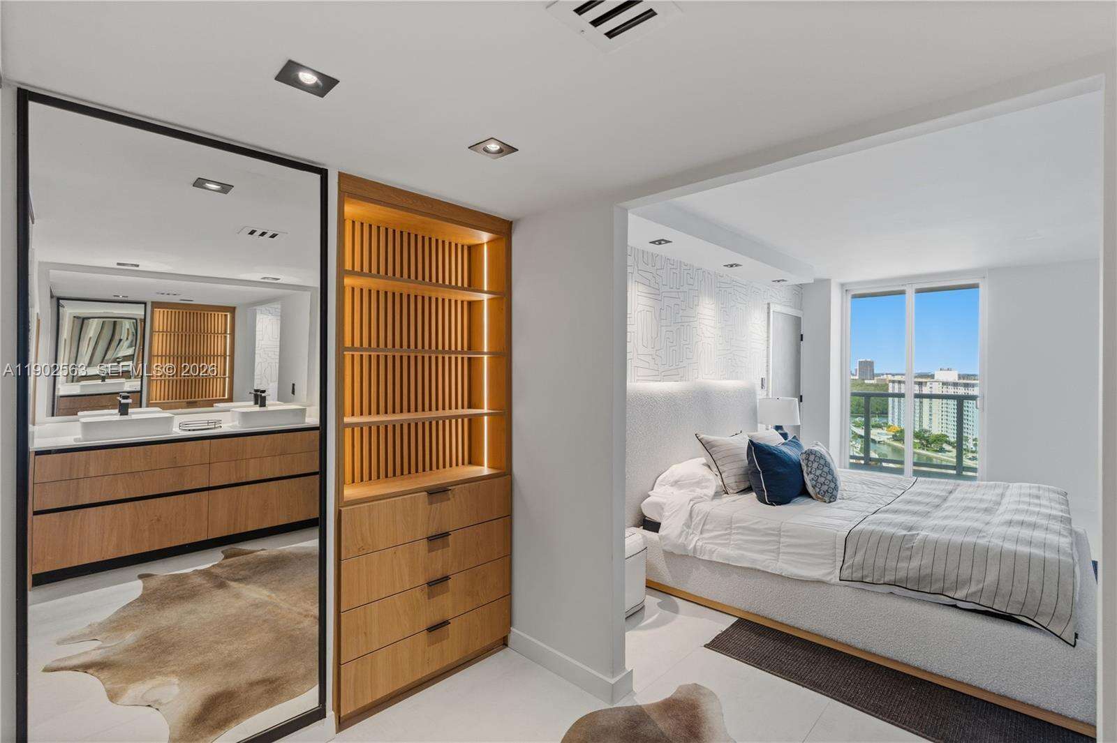 Arlen House at 100 Bayview Dr, Sunny Isles Beach, FL 33160 - For Sale photo 24