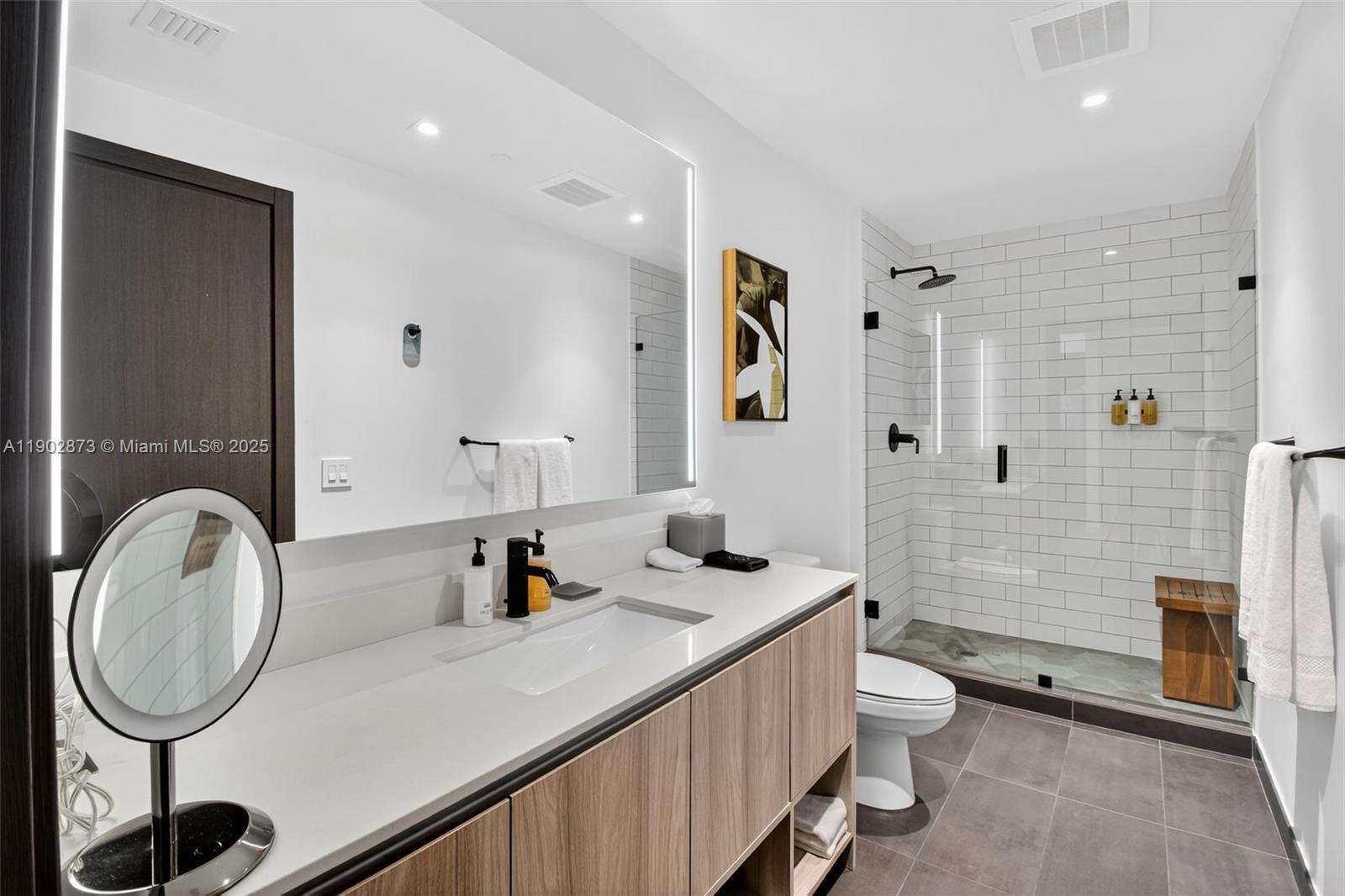 398 NE 5TH STREET - 398 5th St, Miami, FL 33132 | Picture 12