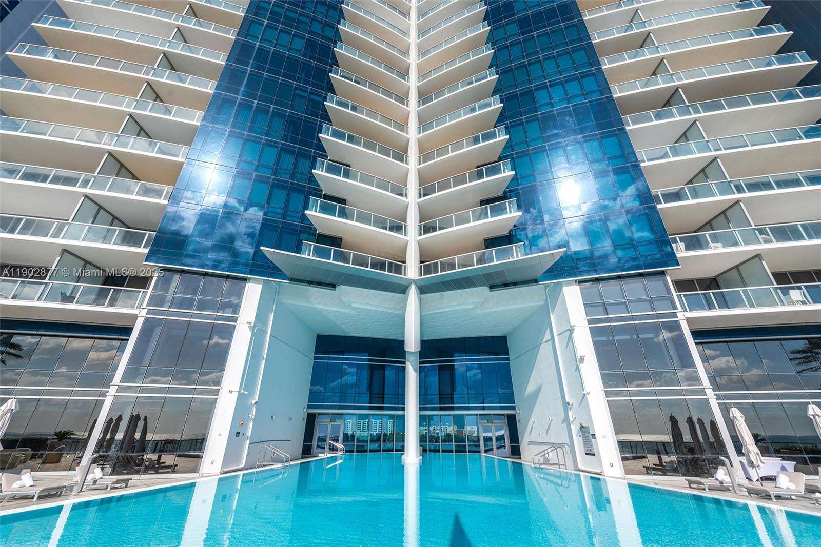 JADE OCEAN - 17121 Collins Ave, Sunny Isles Beach, FL 33160 | Picture 35
