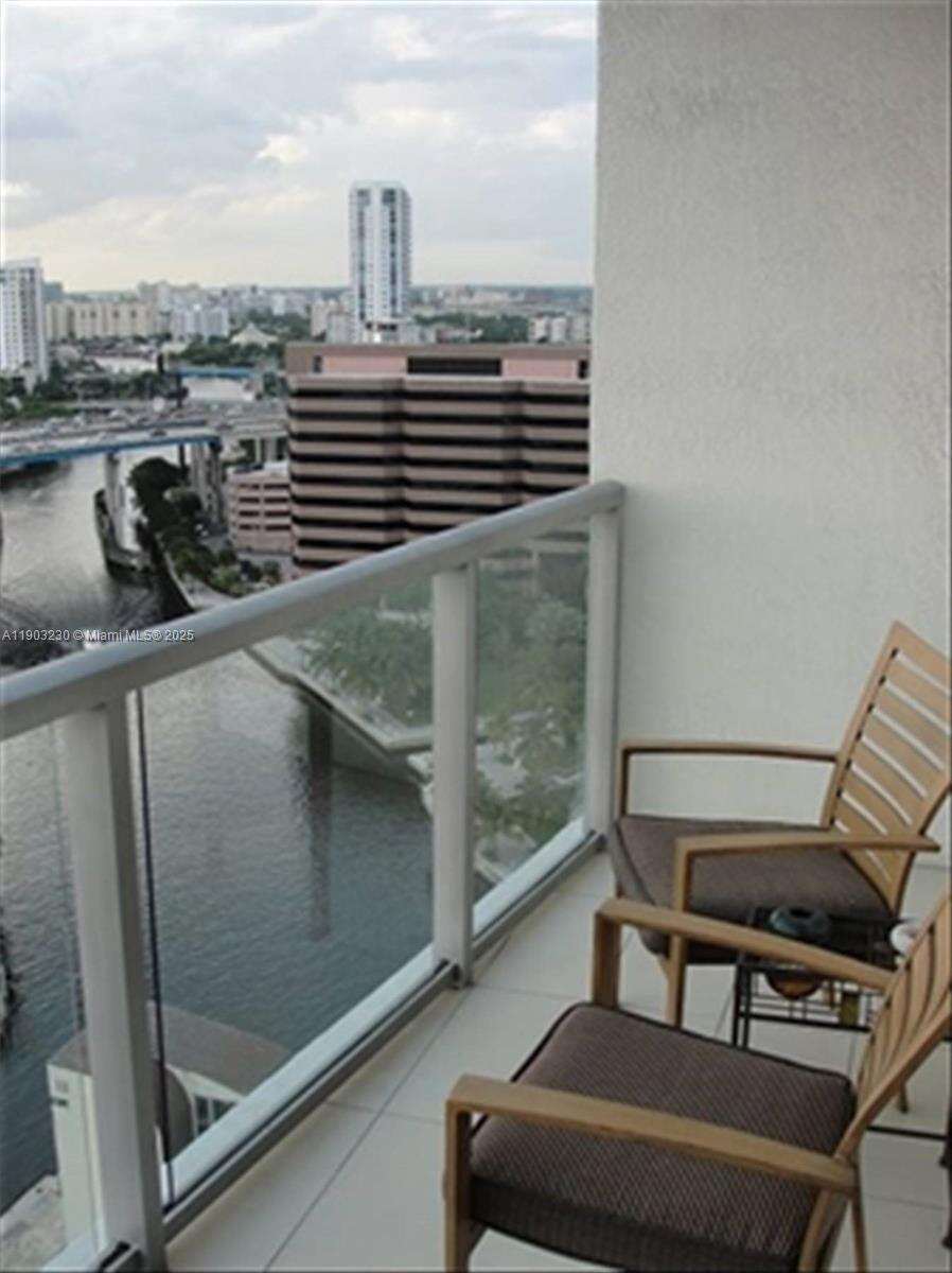 Latitude On The River at 185 7 St, Miami, FL 33130 - For Sale photo 5