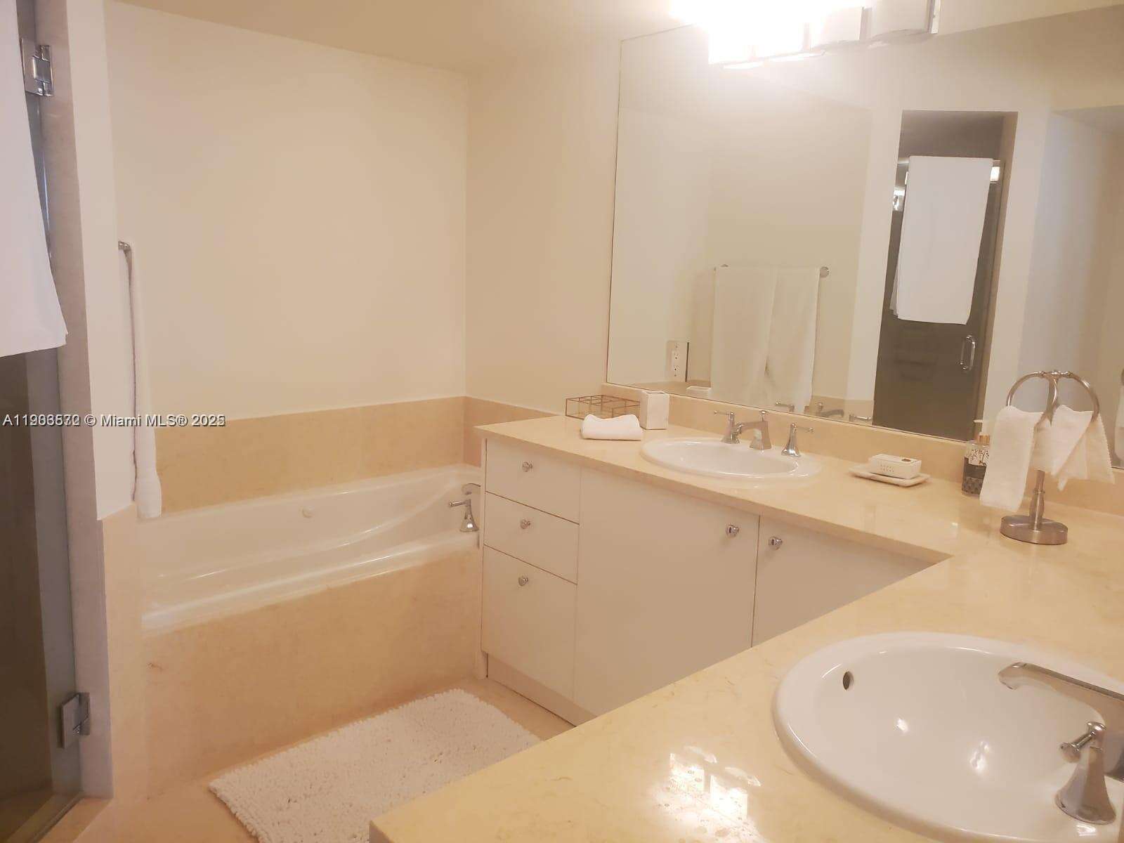 Turnberry Village South at 19900 Country Club Dr, Aventura, FL 33180 - For Sale photo 11