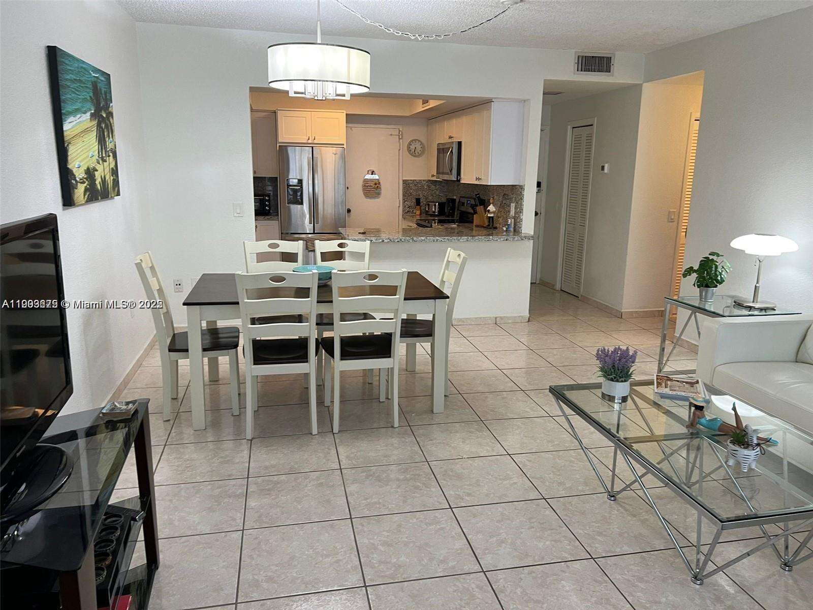 Alexander Towers at 3505 Ocean Dr, Hollywood, FL 33019 - For Sale photo 3