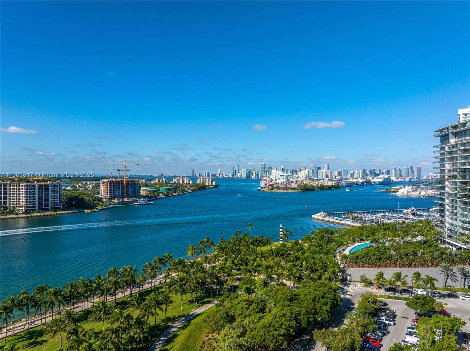 SOUTH POINTE TOWERS CONDO I - 400 Pointe Dr, Miami Beach, FL 33139 | Picture 1