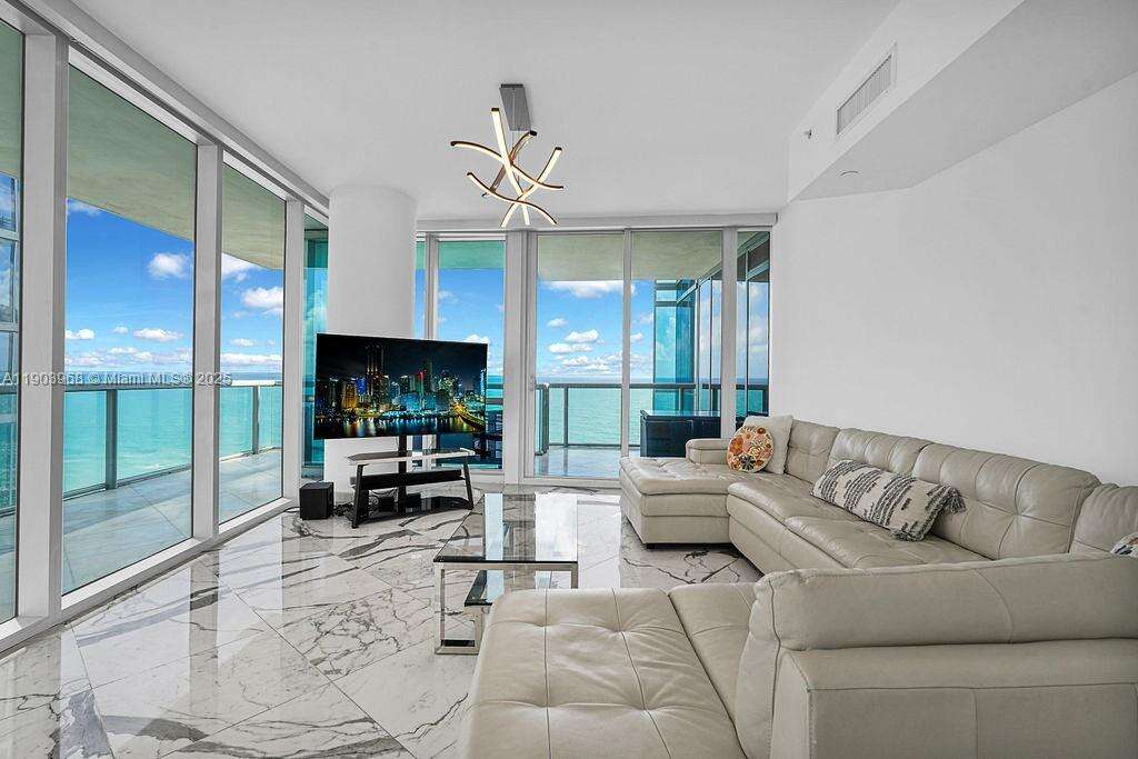 JADE OCEAN - 17121 Collins Ave, Sunny Isles Beach, FL 33160 | Picture 27