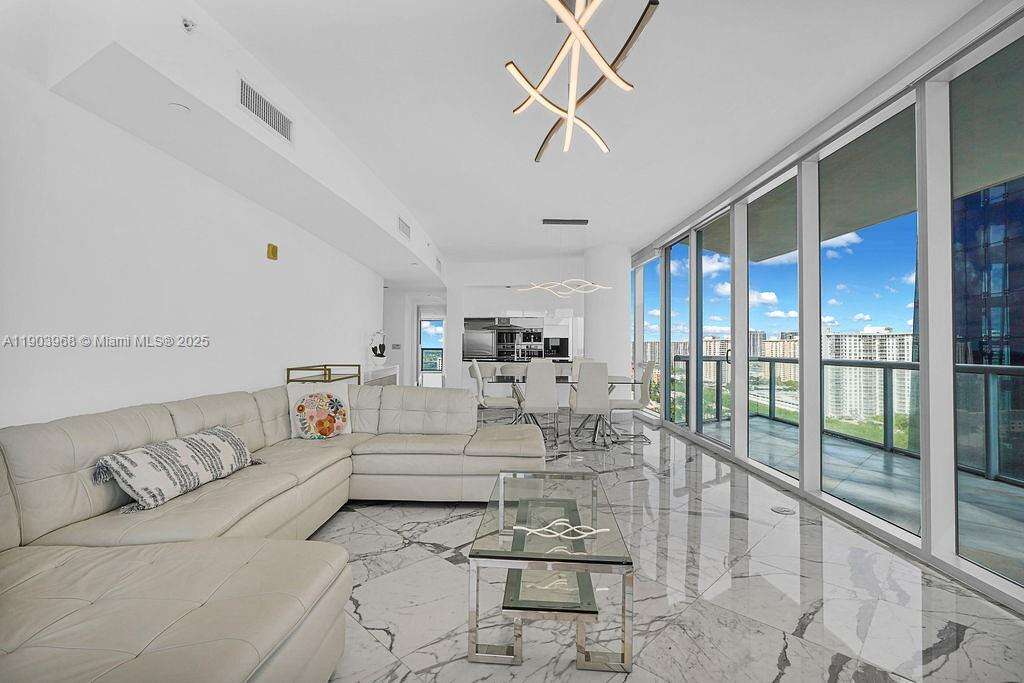 JADE OCEAN - 17121 Collins Ave, Sunny Isles Beach, FL 33160 | Picture 32
