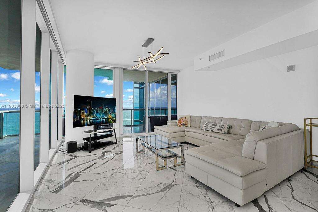 JADE OCEAN - 17121 Collins Ave, Sunny Isles Beach, FL 33160 | Picture 34