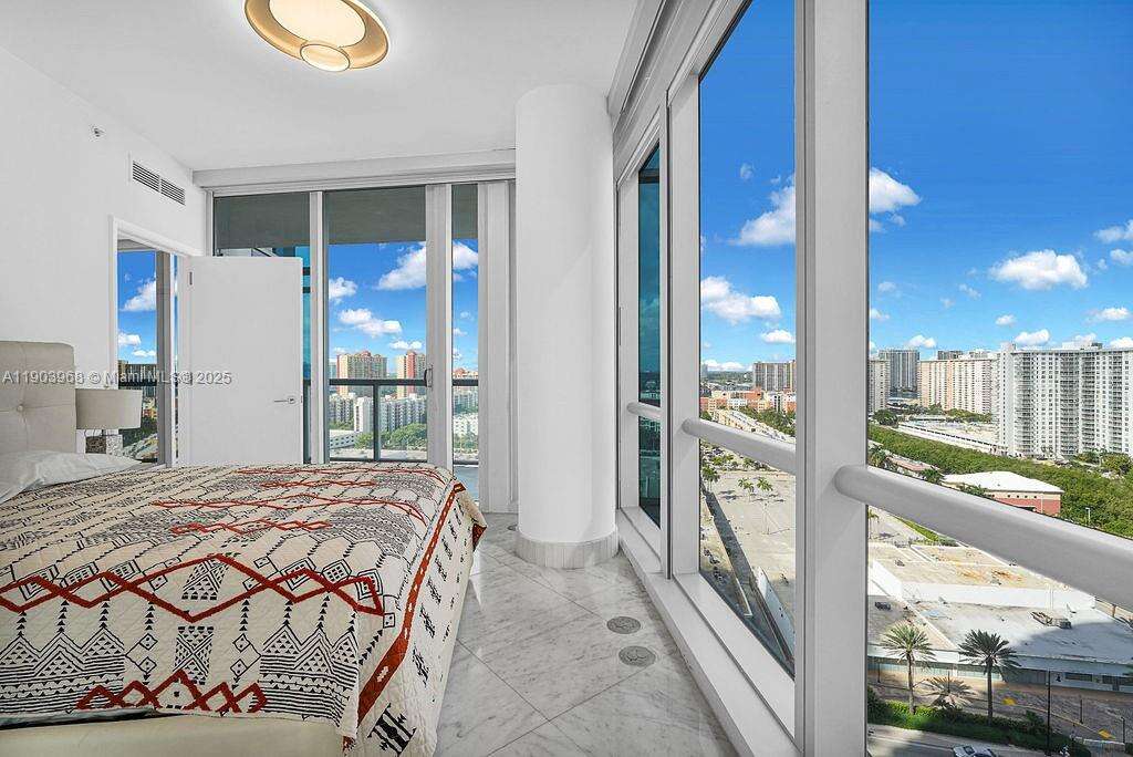JADE OCEAN - 17121 Collins Ave, Sunny Isles Beach, FL 33160 | Picture 41