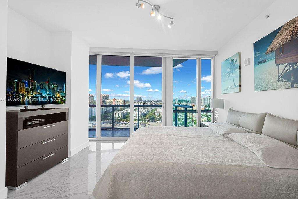 JADE OCEAN - 17121 Collins Ave, Sunny Isles Beach, FL 33160 | Picture 63