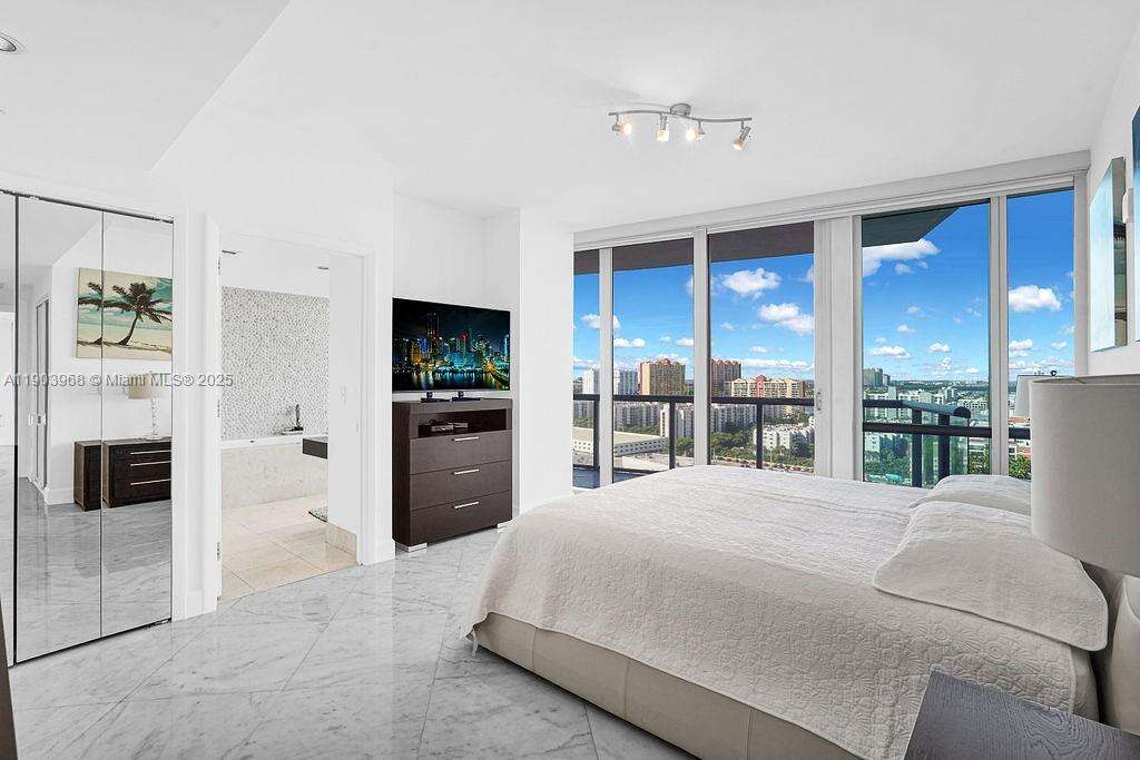 JADE OCEAN - 17121 Collins Ave, Sunny Isles Beach, FL 33160 | Picture 64