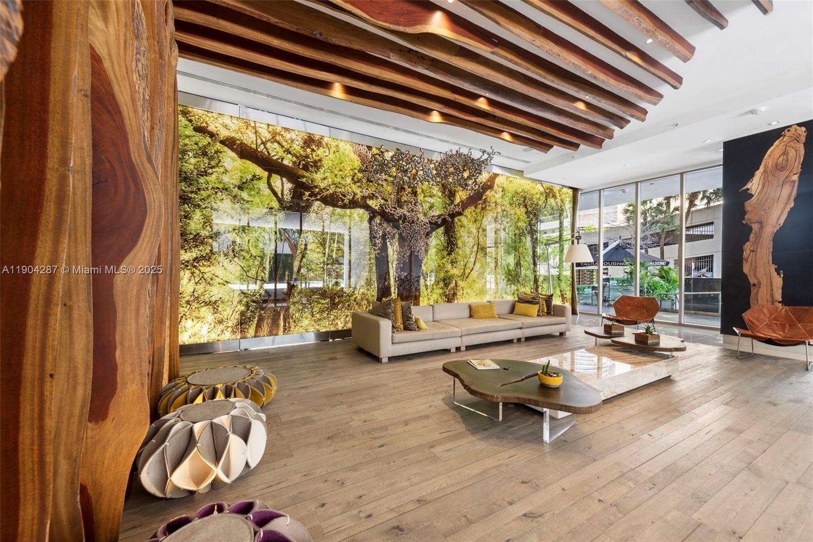 1010 Brickell at 1010 Brickell Ave, Miami, FL 33131 - For Sale photo 2