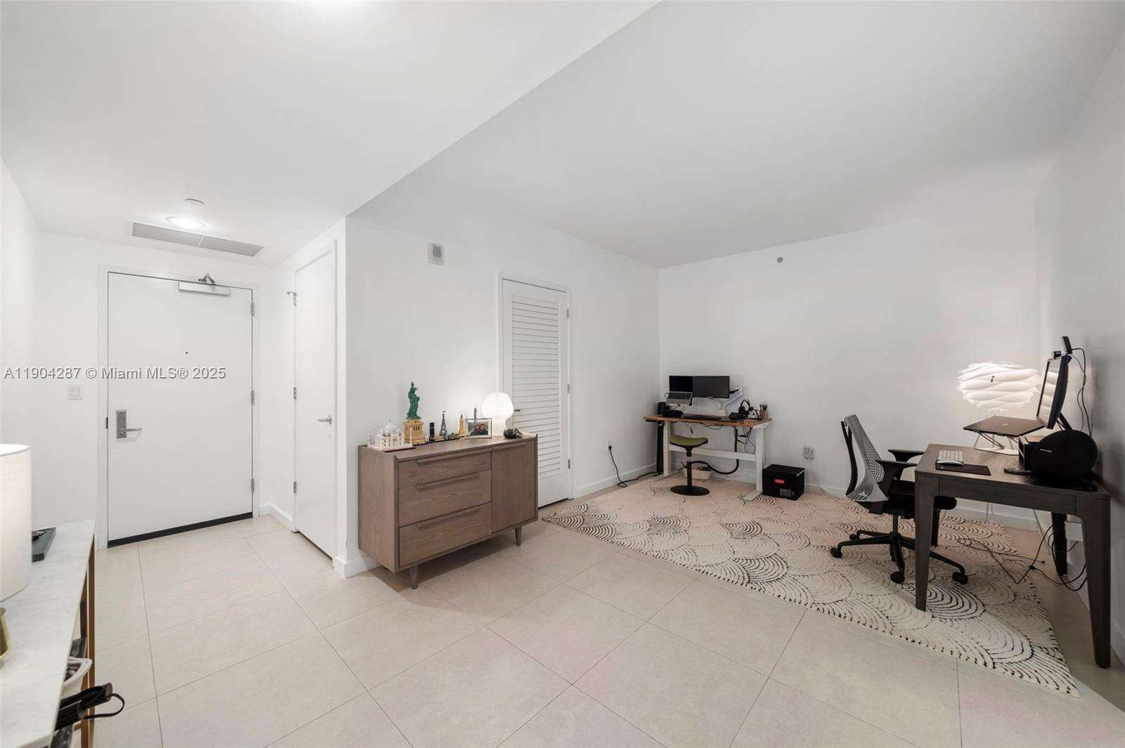 1010 Brickell at 1010 Brickell Ave, Miami, FL 33131 - For Sale photo 24