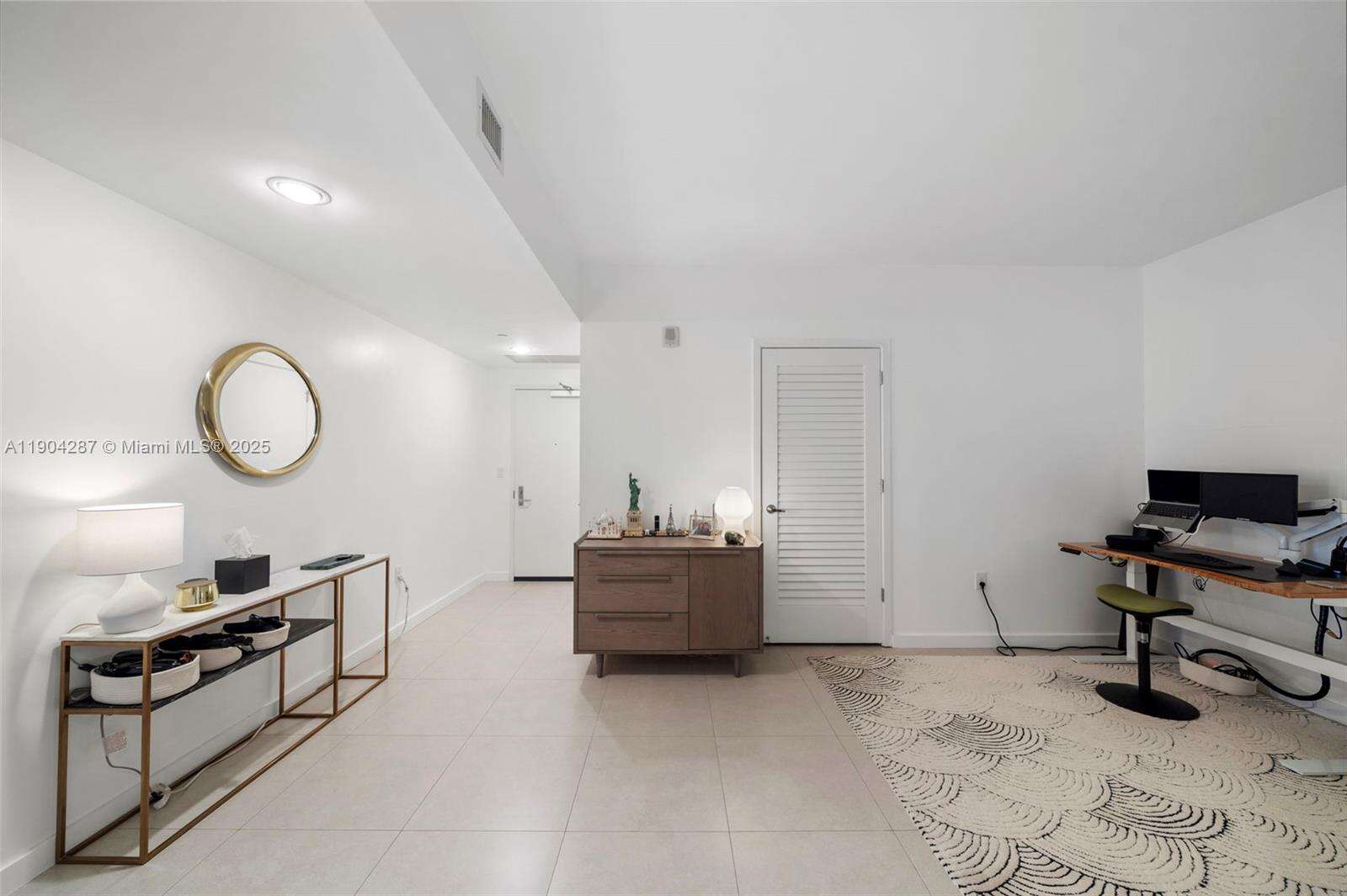 1010 Brickell at 1010 Brickell Ave, Miami, FL 33131 - For Sale photo 26