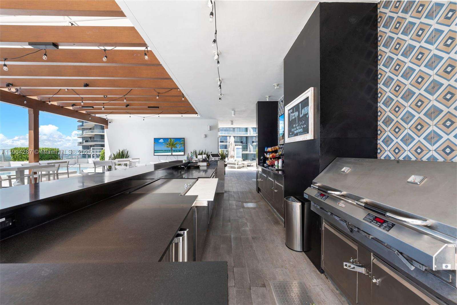 1010 Brickell at 1010 Brickell Ave, Miami, FL 33131 - For Sale photo 33