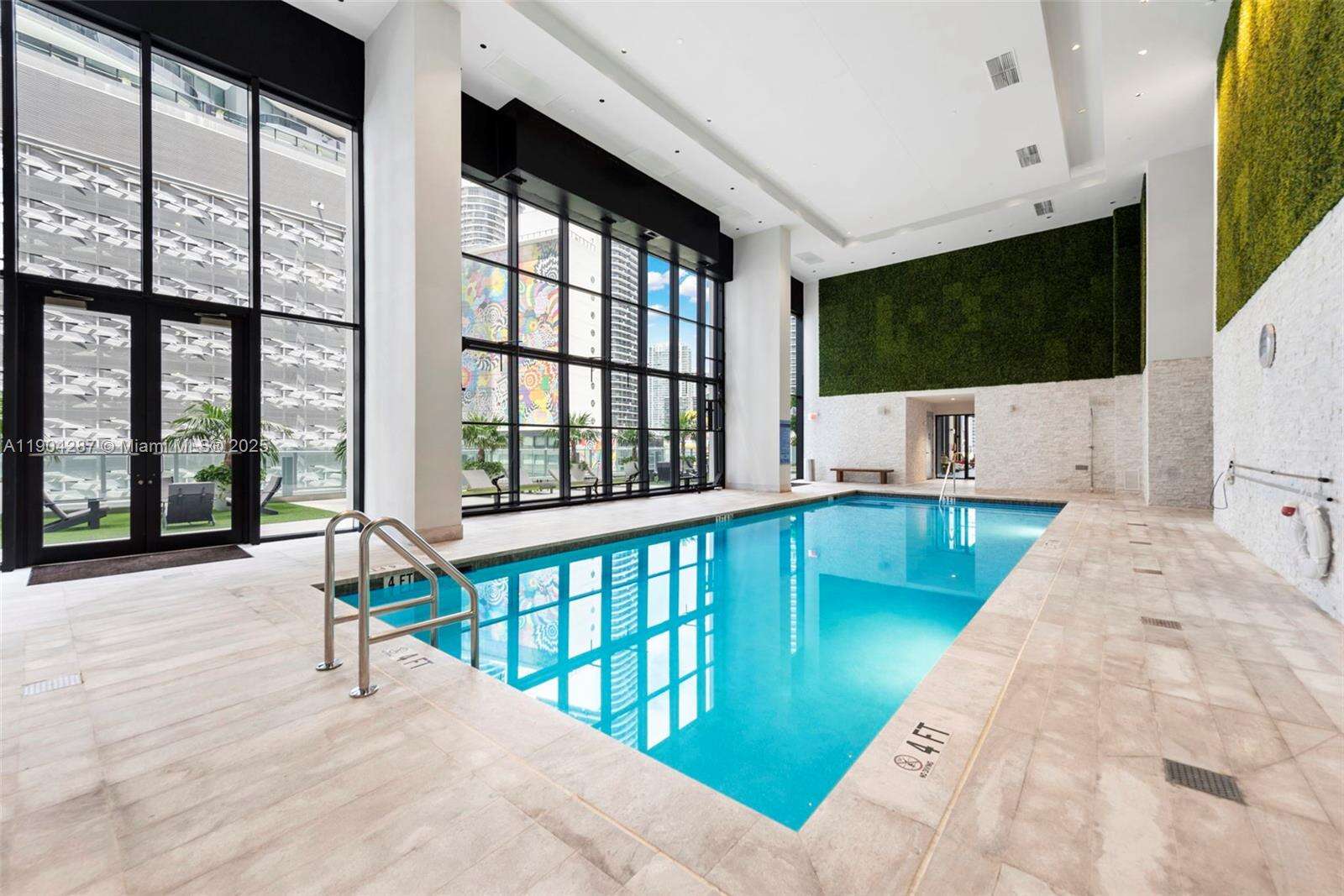 1010 Brickell at 1010 Brickell Ave, Miami, FL 33131 - For Sale photo 37