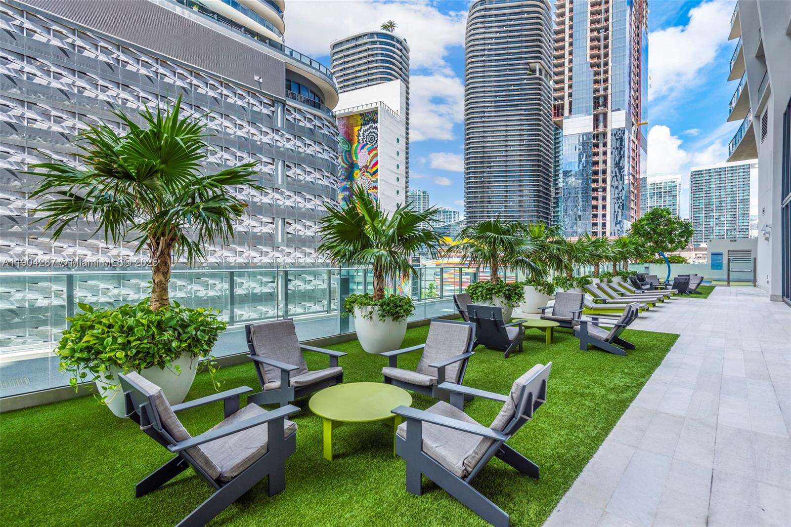 1010 Brickell at 1010 Brickell Ave, Miami, FL 33131 - For Sale photo 45
