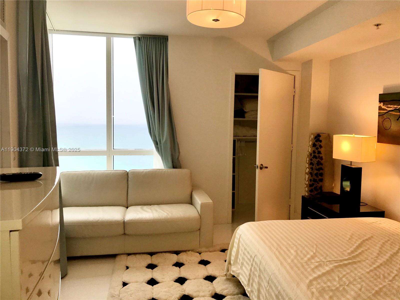 TRUMP ROYALE - 18201 Collins Ave, Sunny Isles Beach, FL 33160 | Picture 35