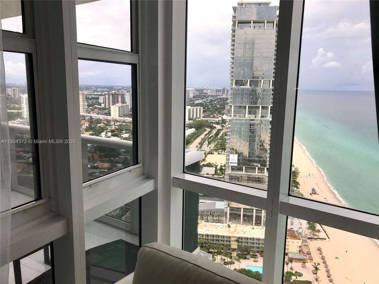 TRUMP ROYALE - 18201 Collins Ave, Sunny Isles Beach, FL 33160 | Picture 37