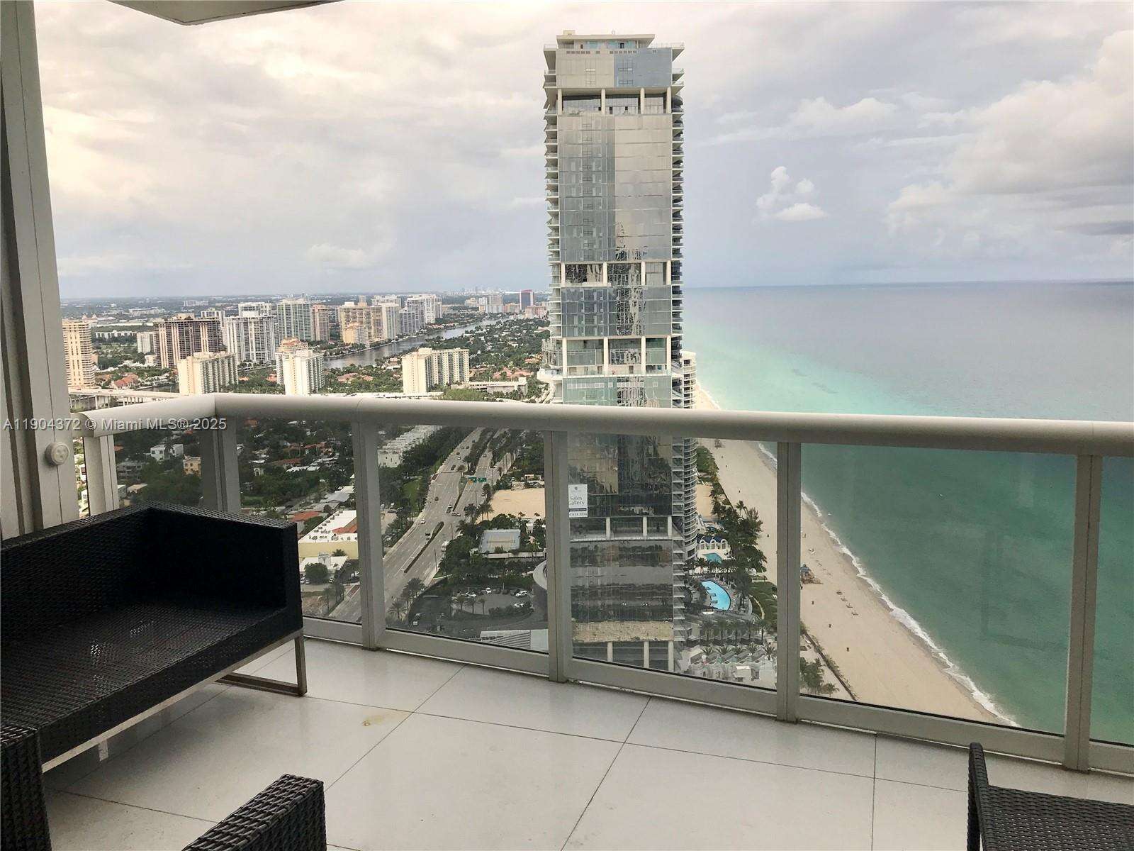 TRUMP ROYALE - 18201 Collins Ave, Sunny Isles Beach, FL 33160 | Picture 39