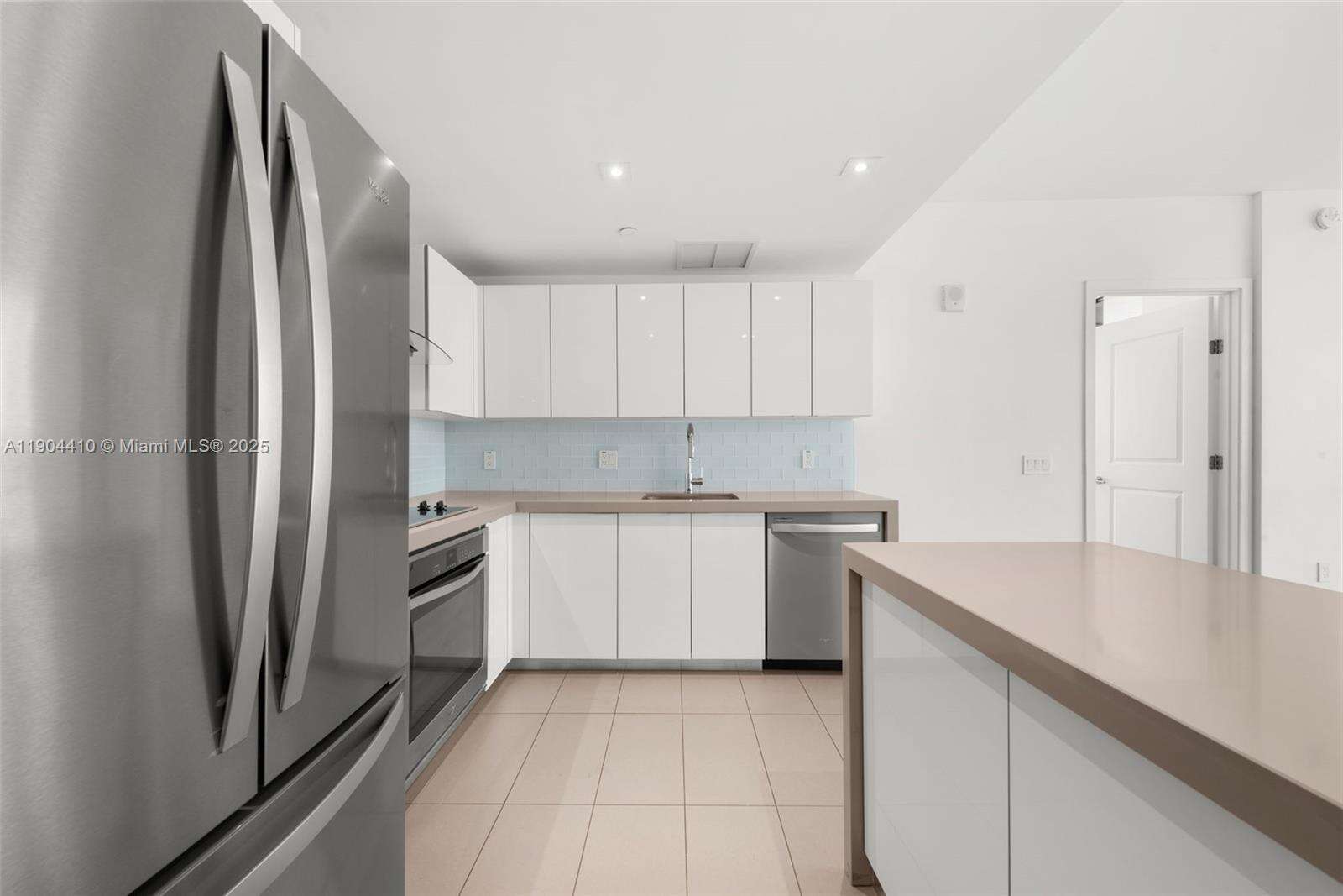 Canvas at 1600 1 Ave, Miami, FL 33132 - For Sale photo 2