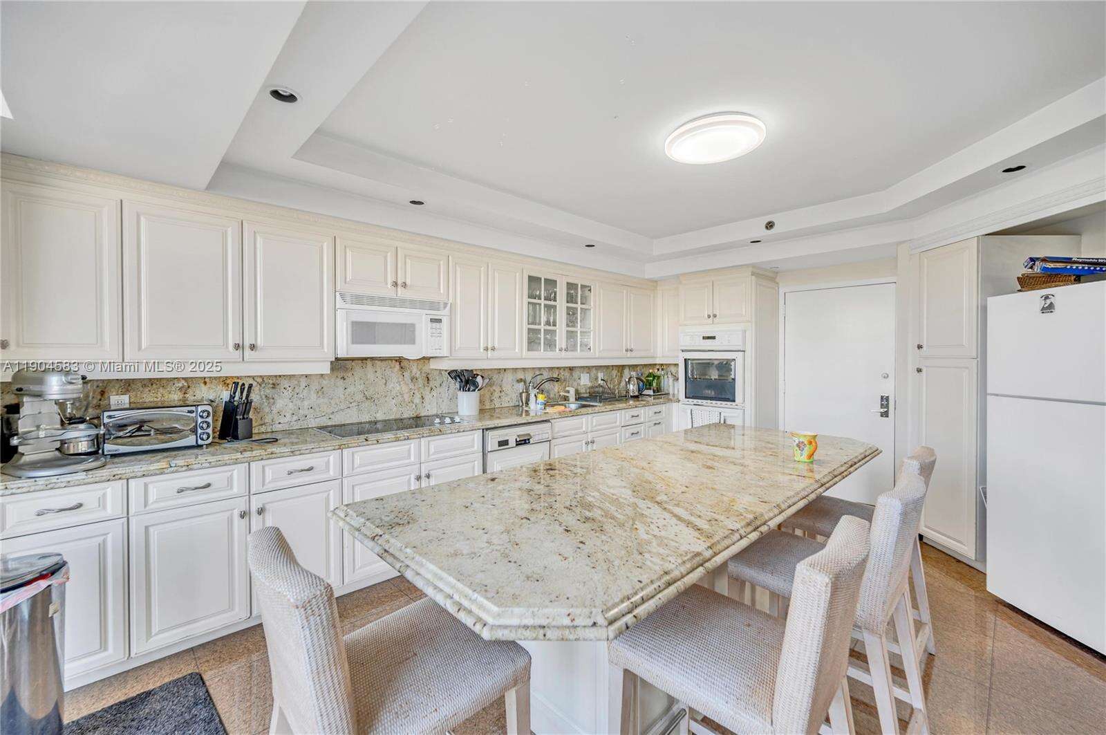 2000 ISL BLVD WILLIAMS ISL - 2000 Island Blvd, Aventura, FL 33160 | Picture 11