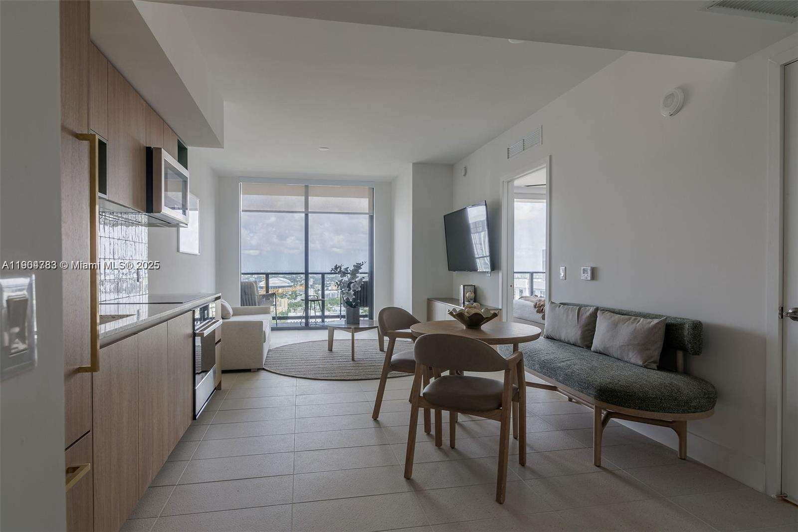 Natiivo | Gale Miami at 159 6 St, Miami, FL 33132 - For Sale photo 7