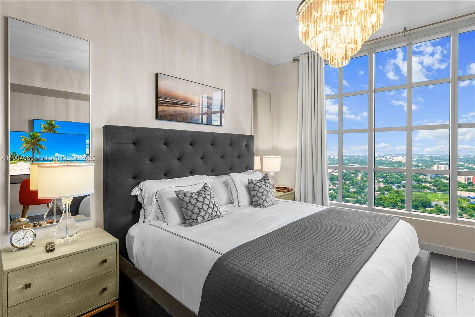 Four Midtown at 3301 1 Ave, Miami, FL 33137 - For Sale photo 11