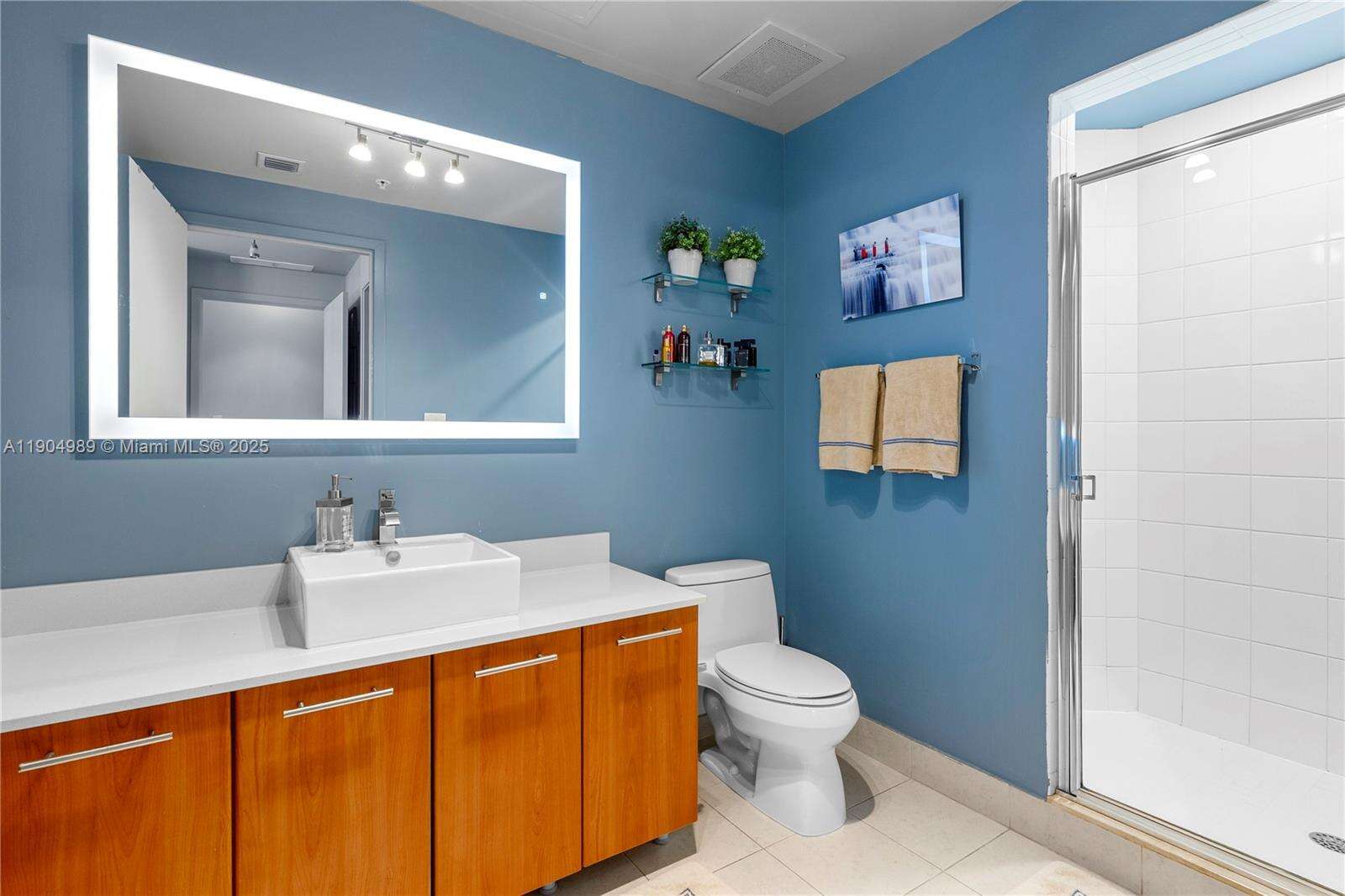 Four Midtown at 3301 1 Ave, Miami, FL 33137 - For Sale photo 13