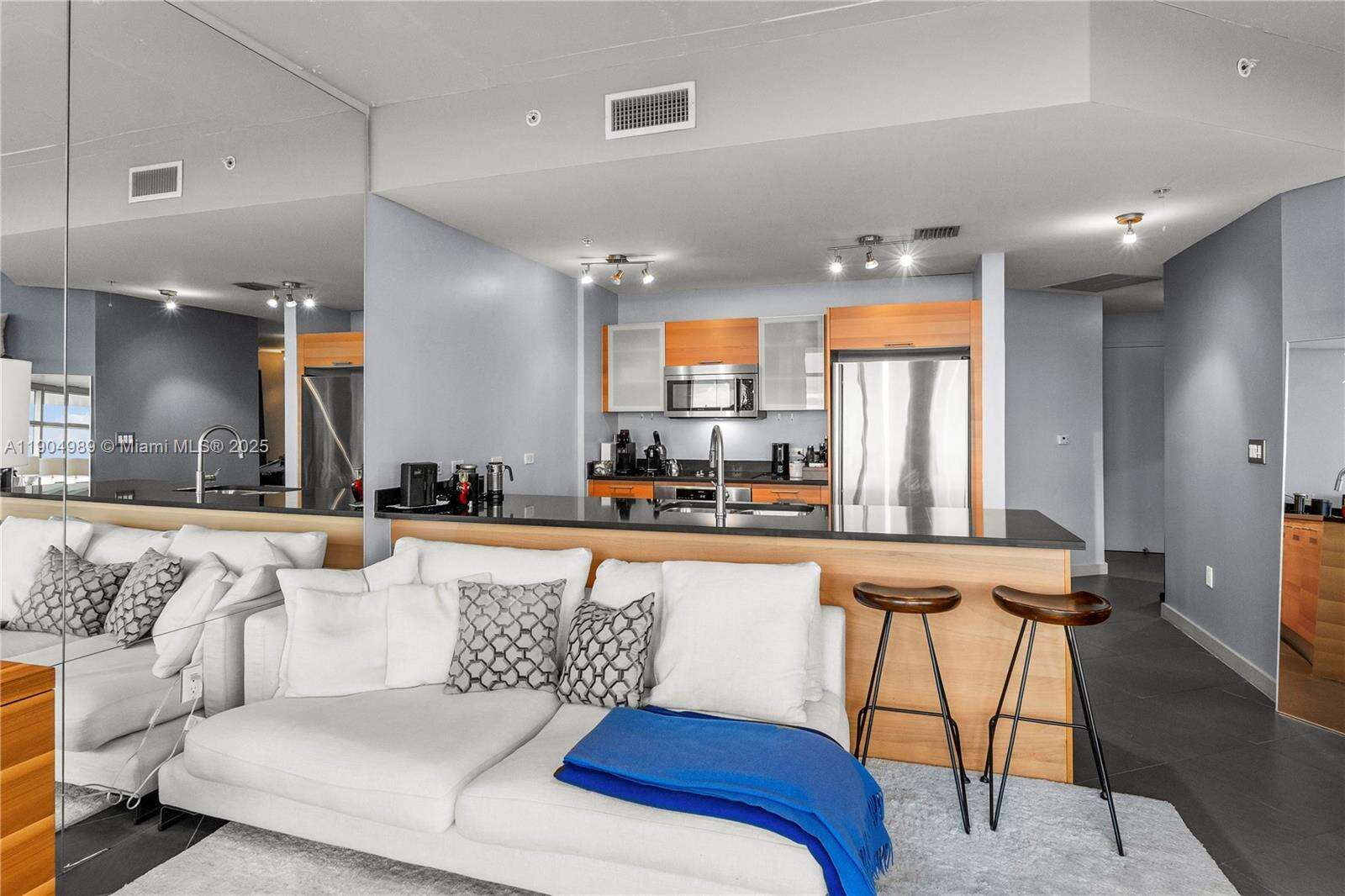 Four Midtown at 3301 1 Ave, Miami, FL 33137 - For Sale photo 7
