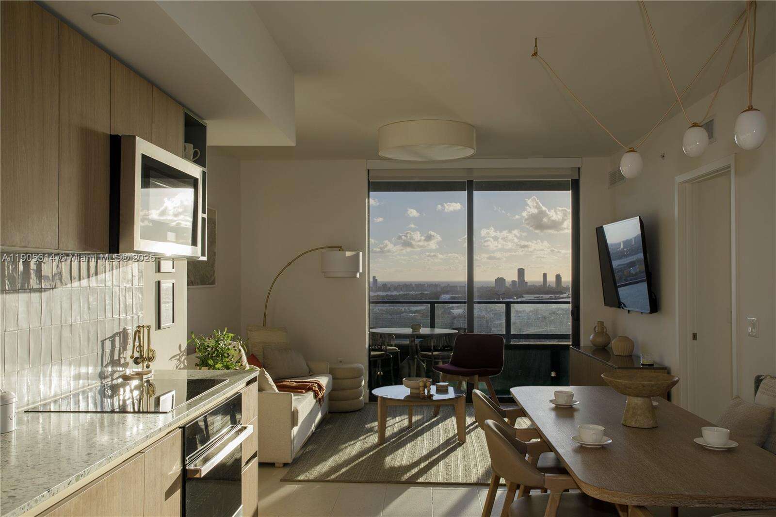 159 NE 6TH STREET - 159 6th St, Miami, FL 33132 | Picture 1