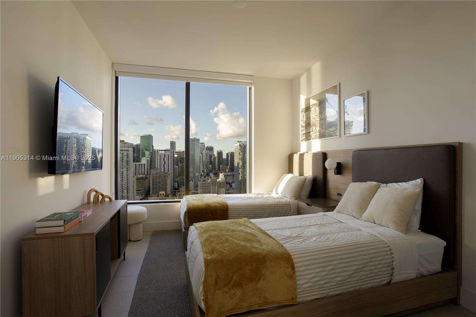 159 NE 6TH STREET - 159 6th St, Miami, FL 33132 | Picture 15