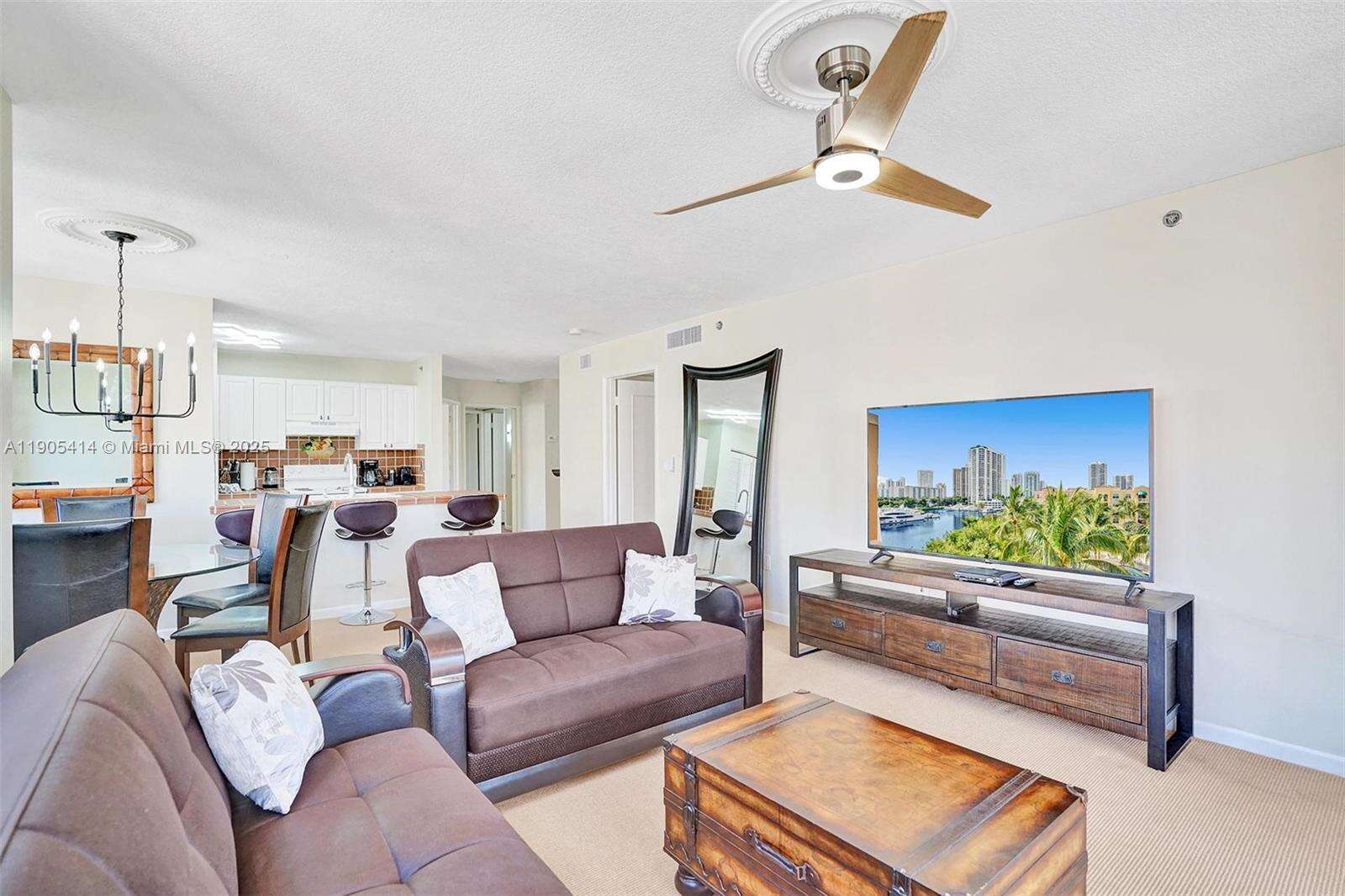 The Yacht Club At Aventura at 19877 Country Club Dr, Aventura, FL 33180 - For Sale photo 17
