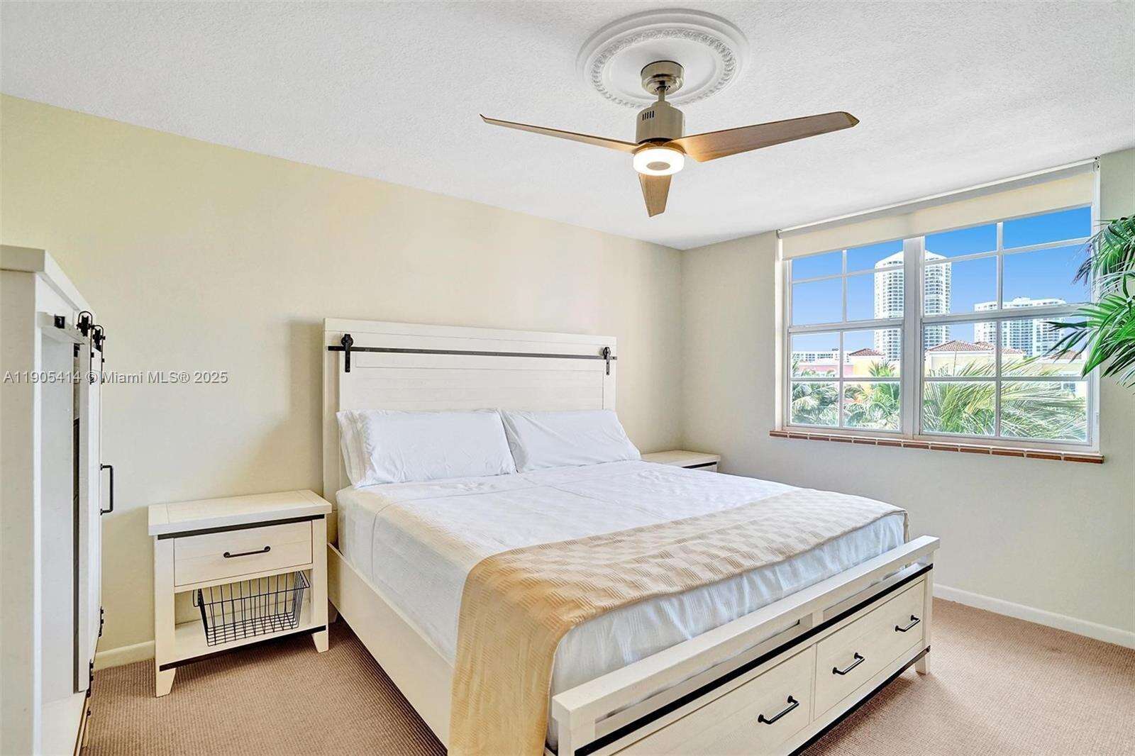 The Yacht Club At Aventura at 19877 Country Club Dr, Aventura, FL 33180 - For Sale photo 18