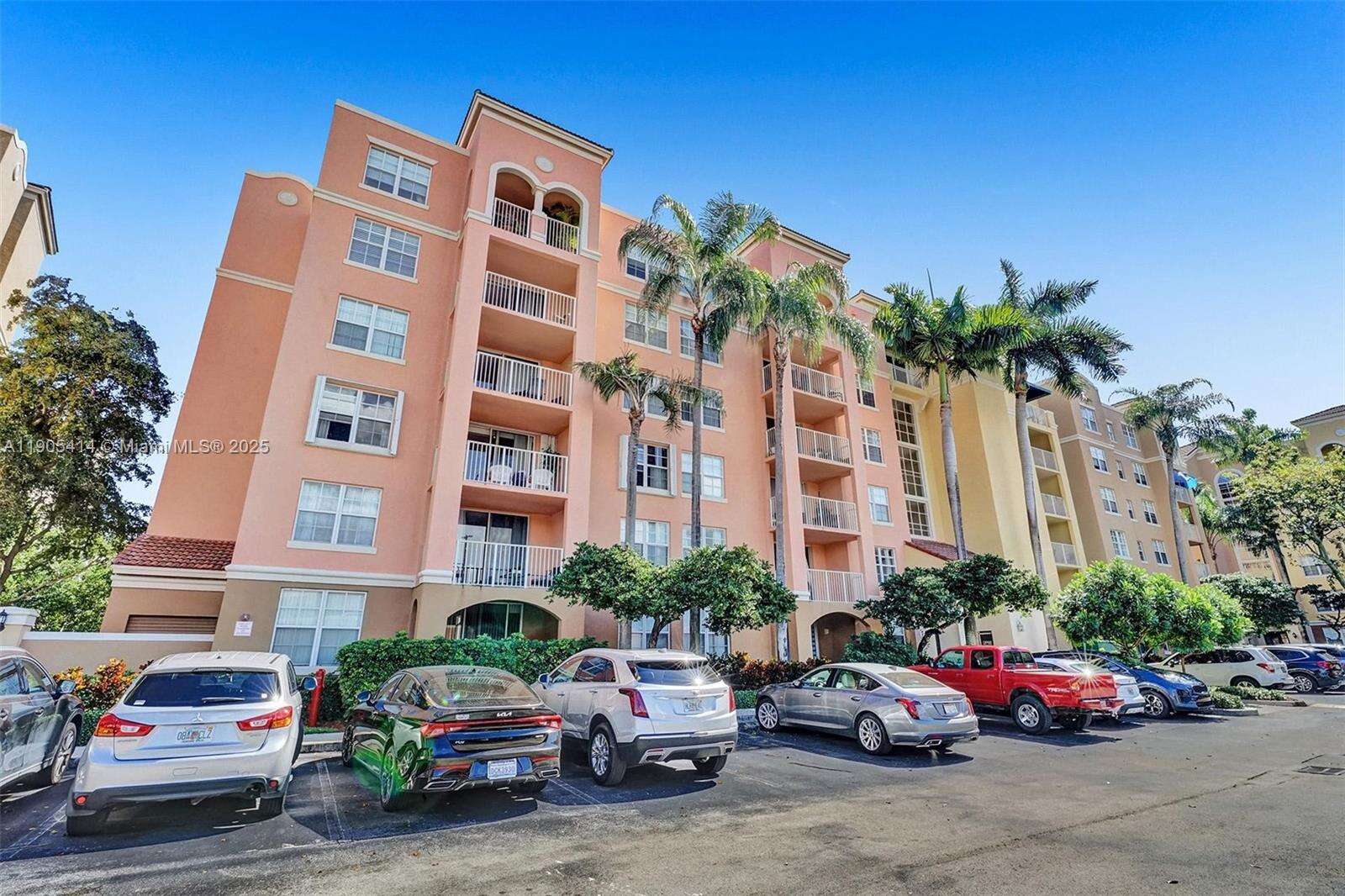 The Yacht Club At Aventura at 19877 Country Club Dr, Aventura, FL 33180 - For Sale photo 42