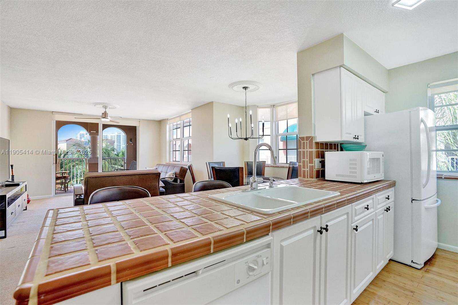 The Yacht Club At Aventura at 19877 Country Club Dr, Aventura, FL 33180 - For Sale photo 8