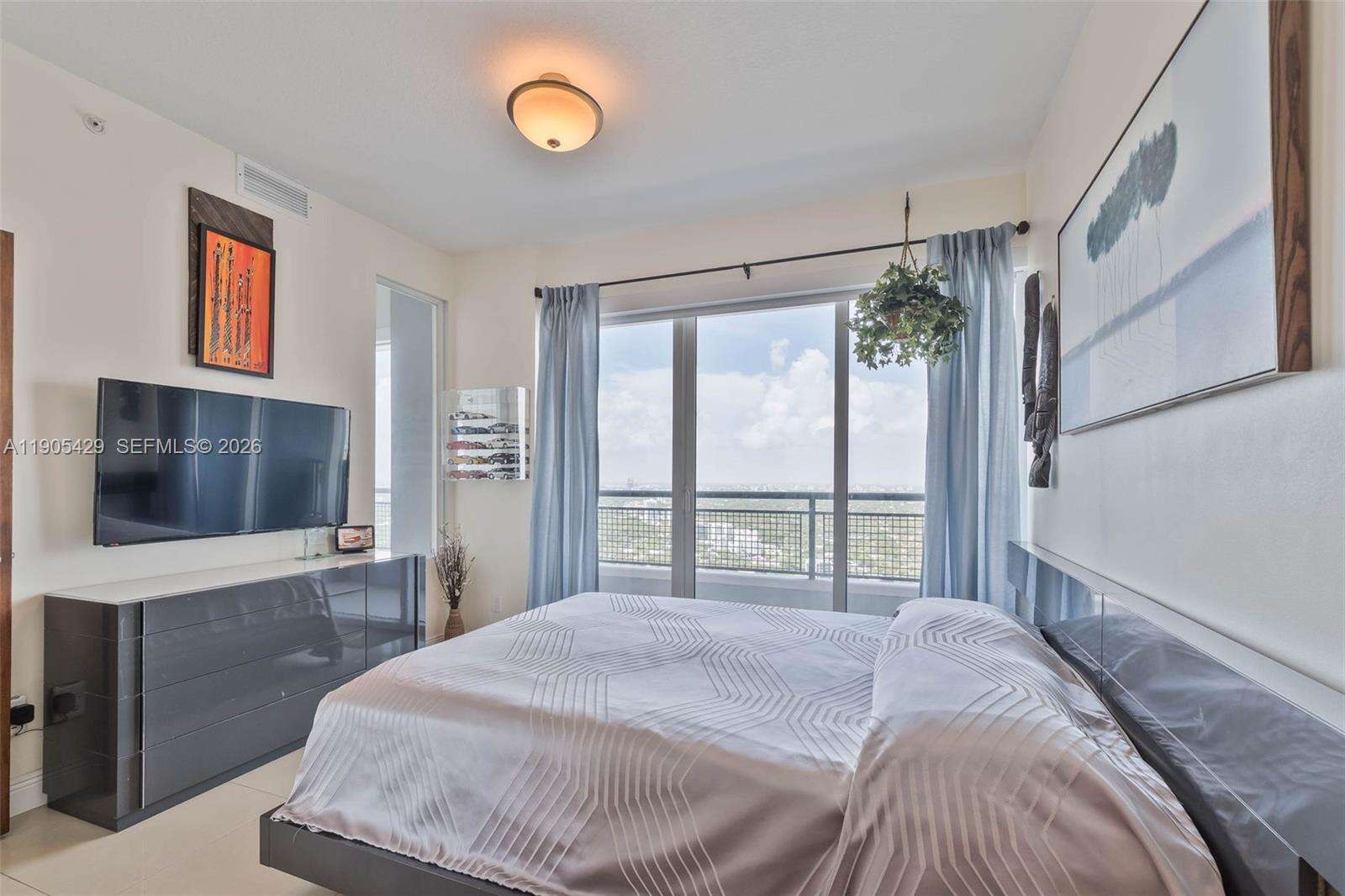 Infinity At Brickell at 60 13 St, Miami, FL 33130 - For Sale photo 21